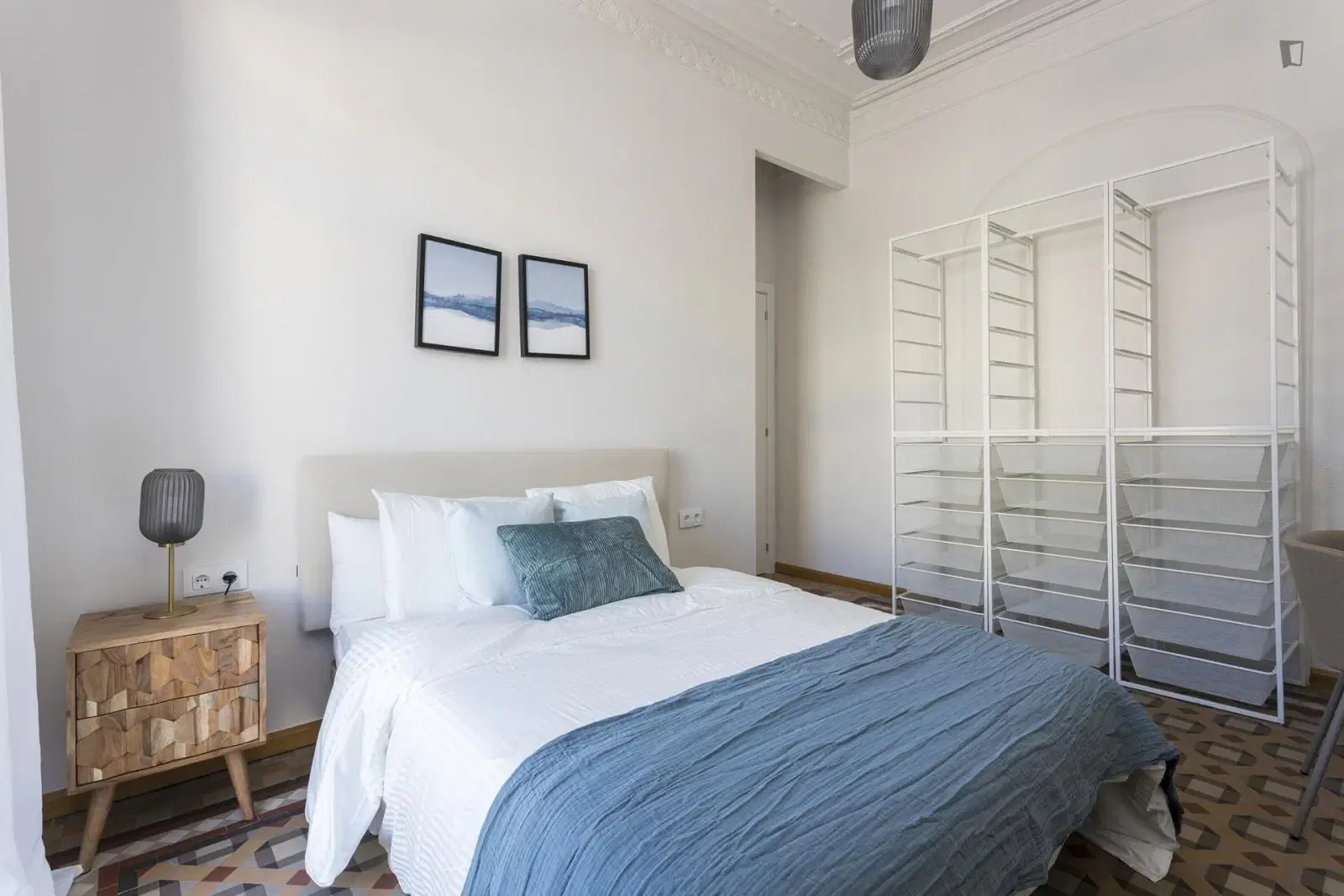 UNP 08001, Barcelona – Room in 6 Bed 2 Bath