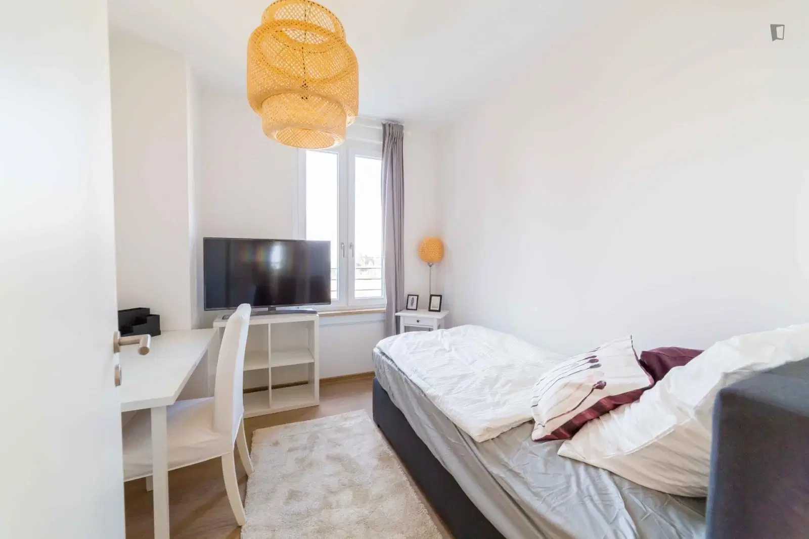UNP 10557, Berlin – Room in a 4 Bed 1 Bath