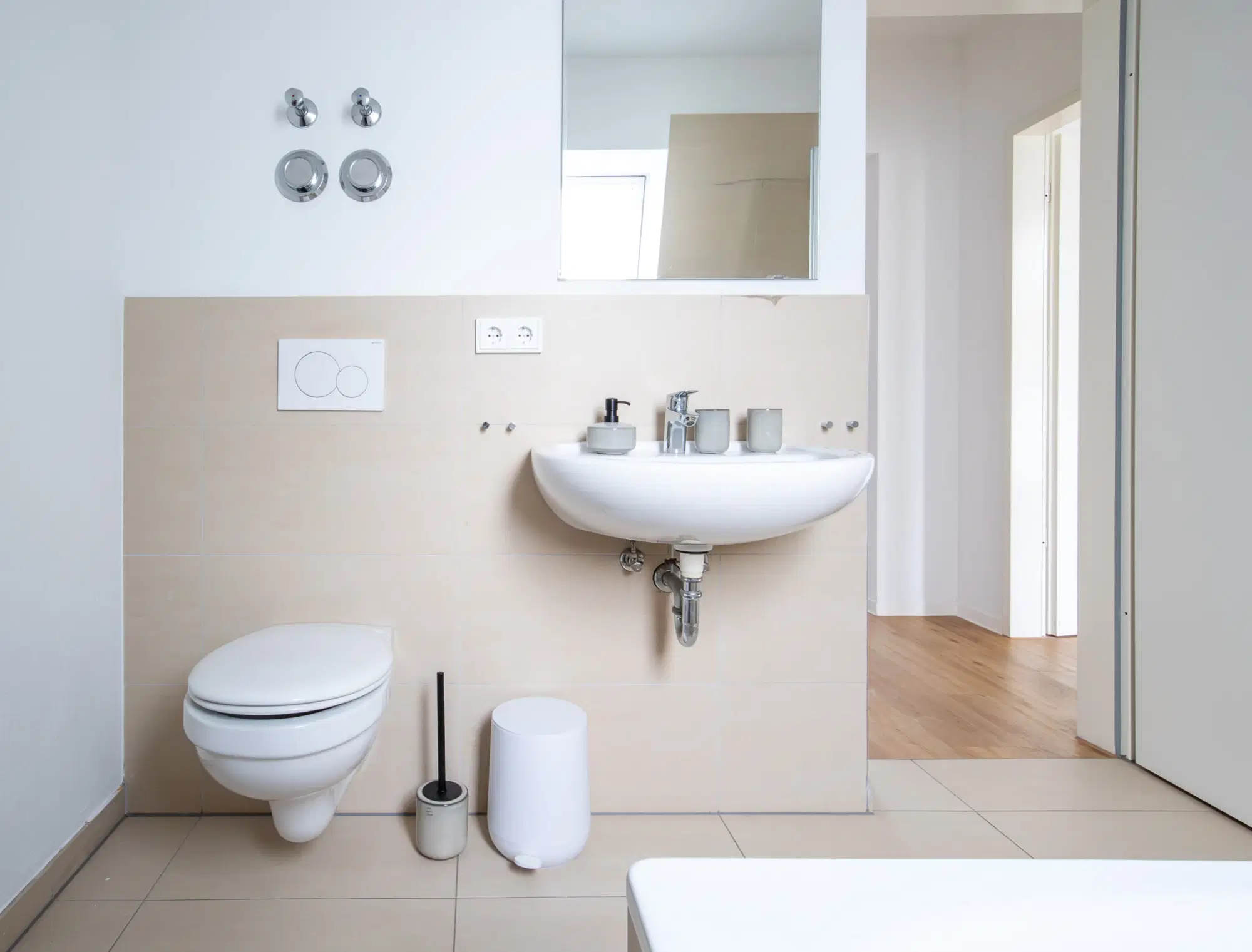 LX 20357, Hamburg – Room in 2 Bedroom 1 Bathroom | Alfred 10 Mighty+