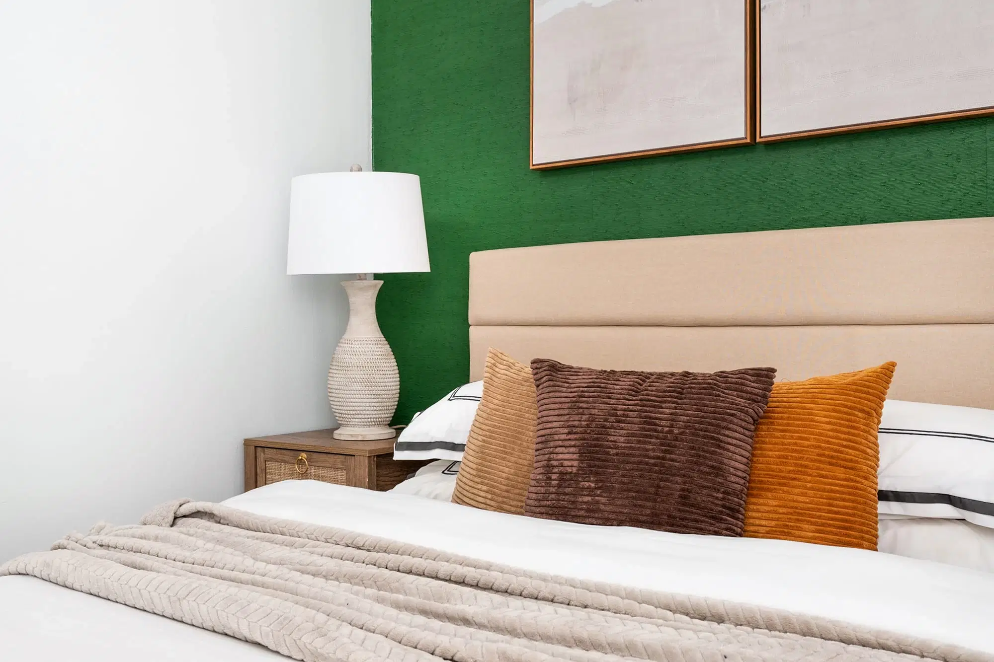 Urban 139, New York – #139-3E: Room in 1 Bedroom and 1 Bathroom