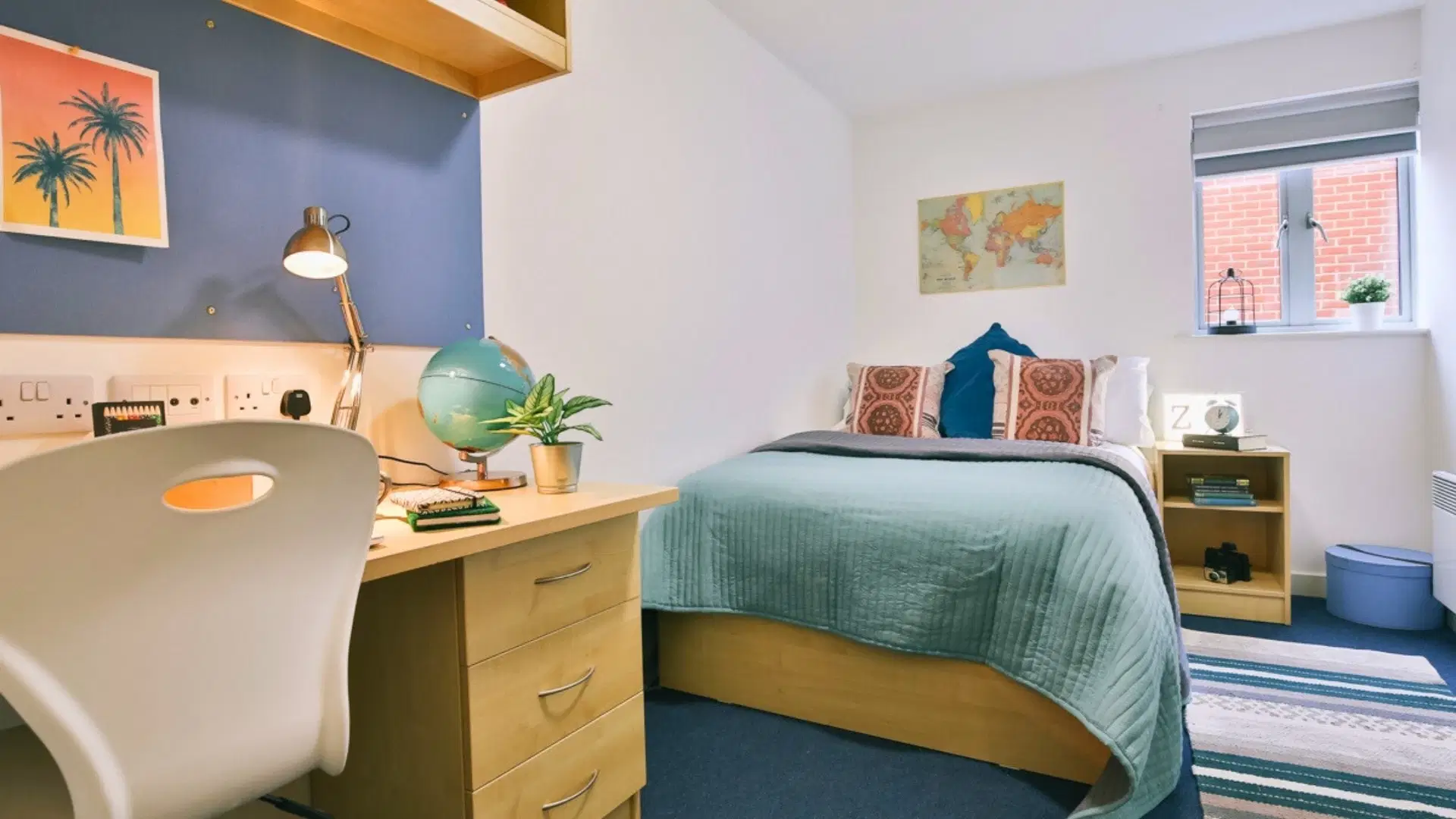 Pavilion Court, Canterbury – Classic 4 Bed - Apartment