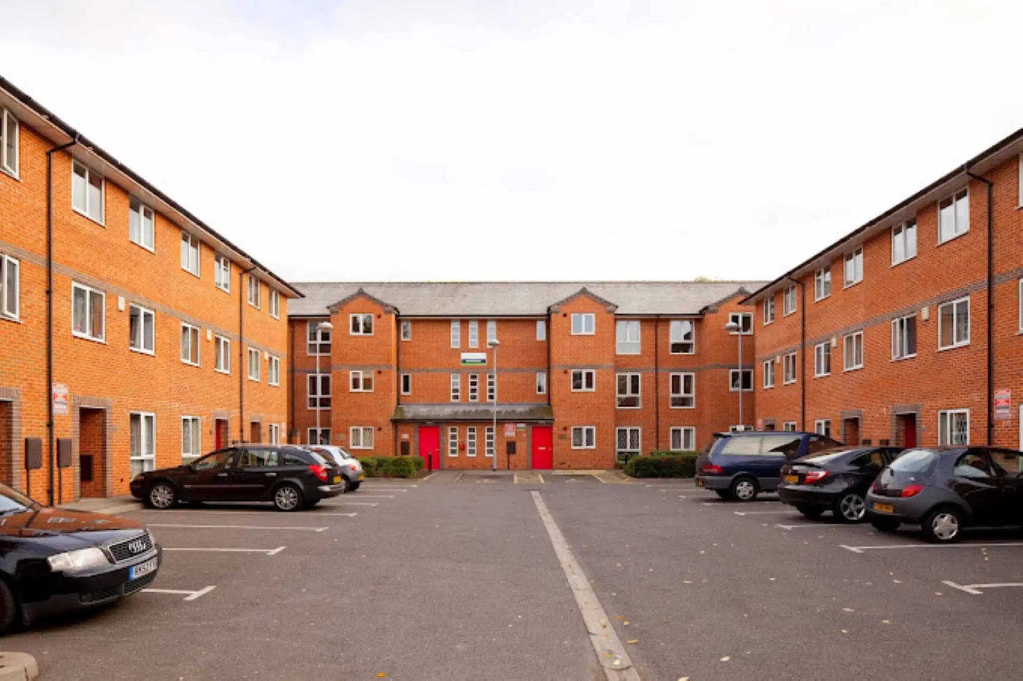 24 Brookside, Derby – Exterior