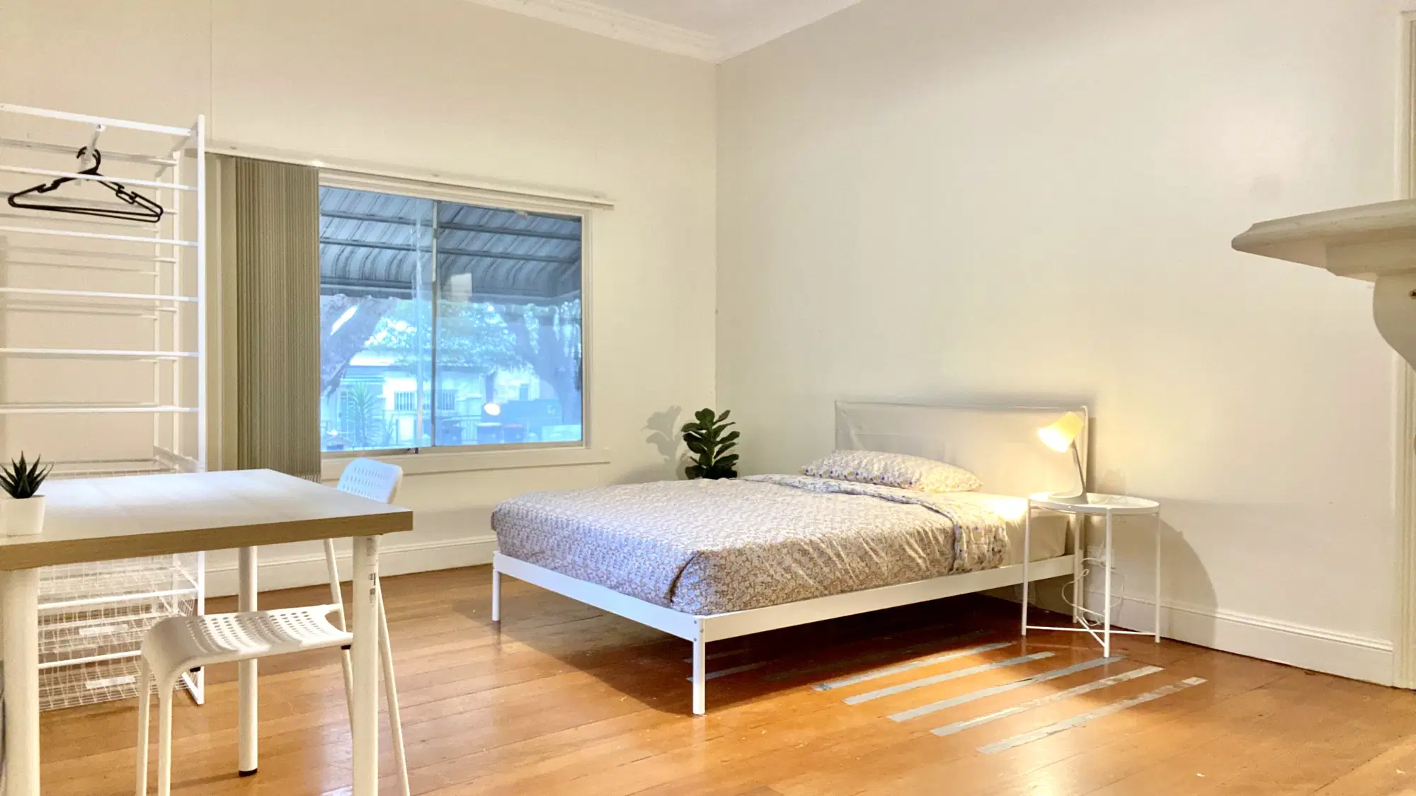 Room in a 4 Bedroom Apartment, Ninth Ave, Campsie, Australia NSW 2194 – Room 4