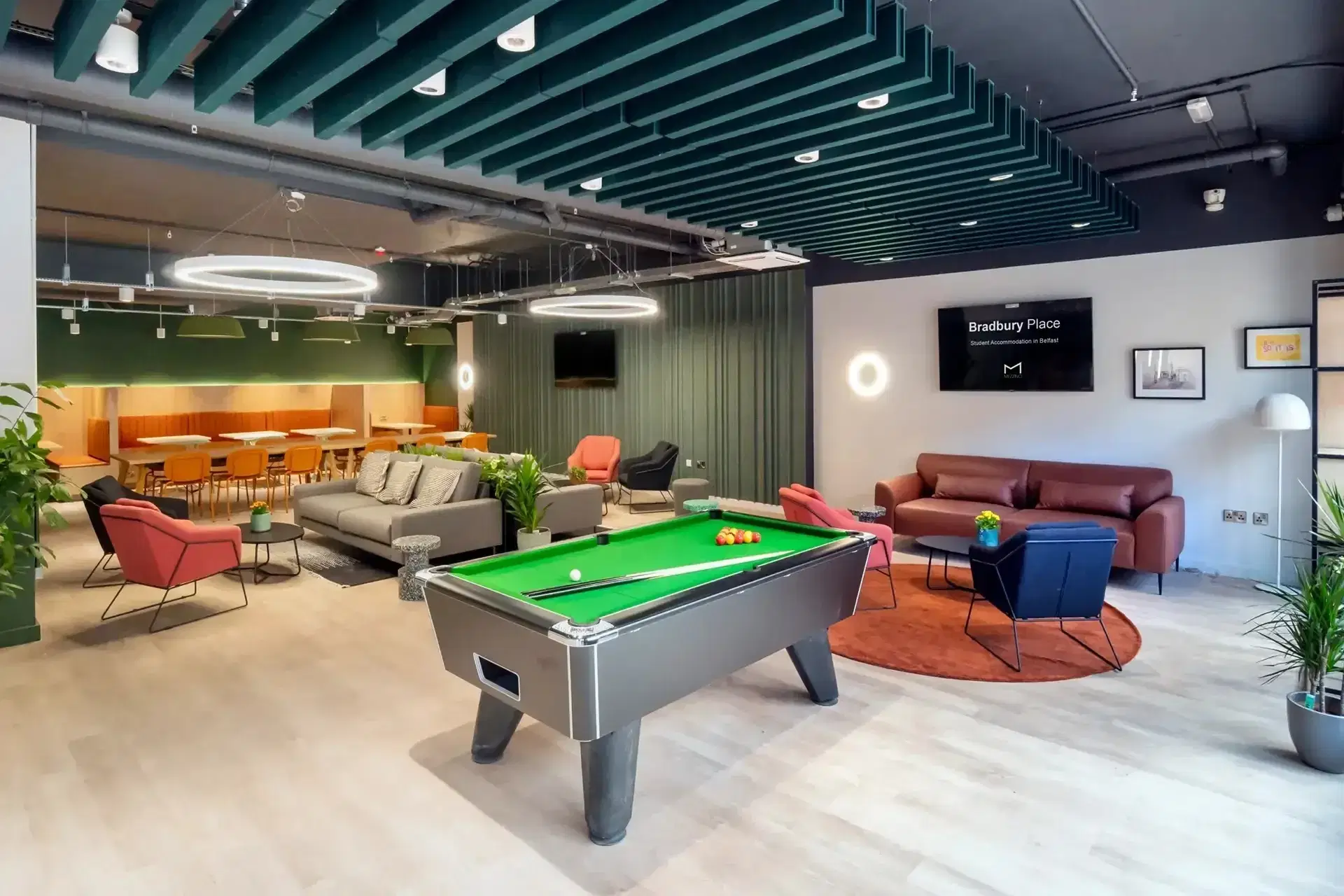 Bradbury Place, Belfast – Amenities