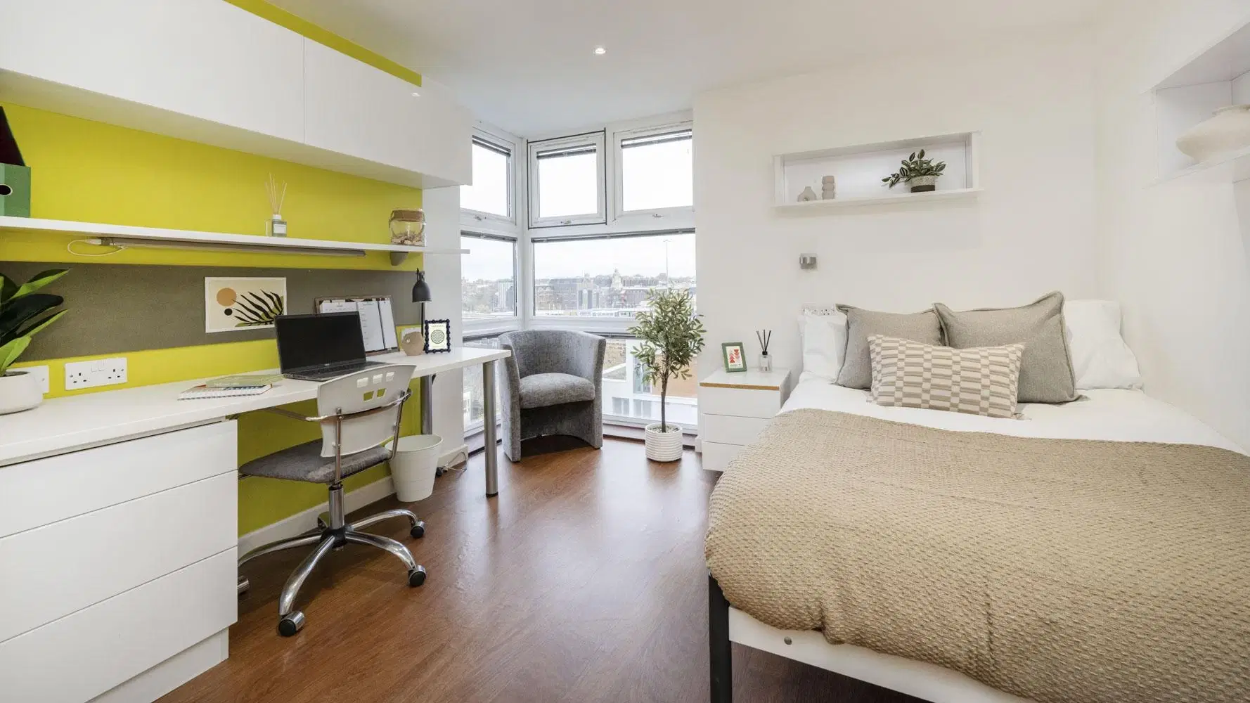 Griffon Studios, London – Deluxe Premium