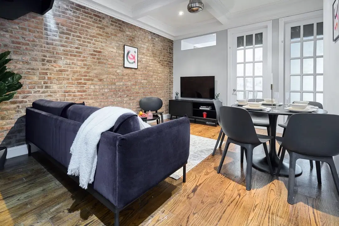 W 123rd St, New York – Amenities