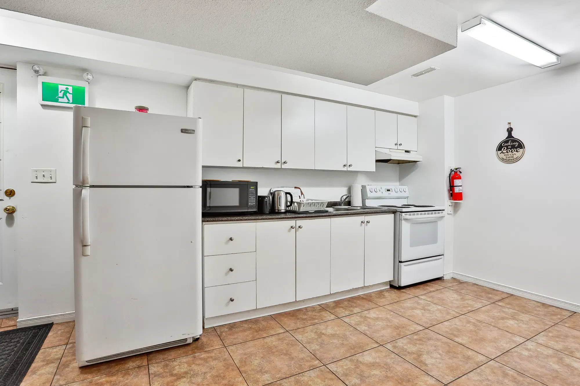 York Uni Village, Toronto – Kitchen