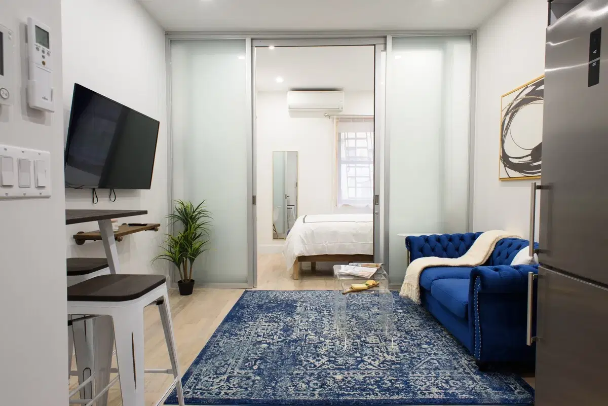 Urban 48, New York – #48-4FW: Room in 2 Bedroom and 1 Bathroom