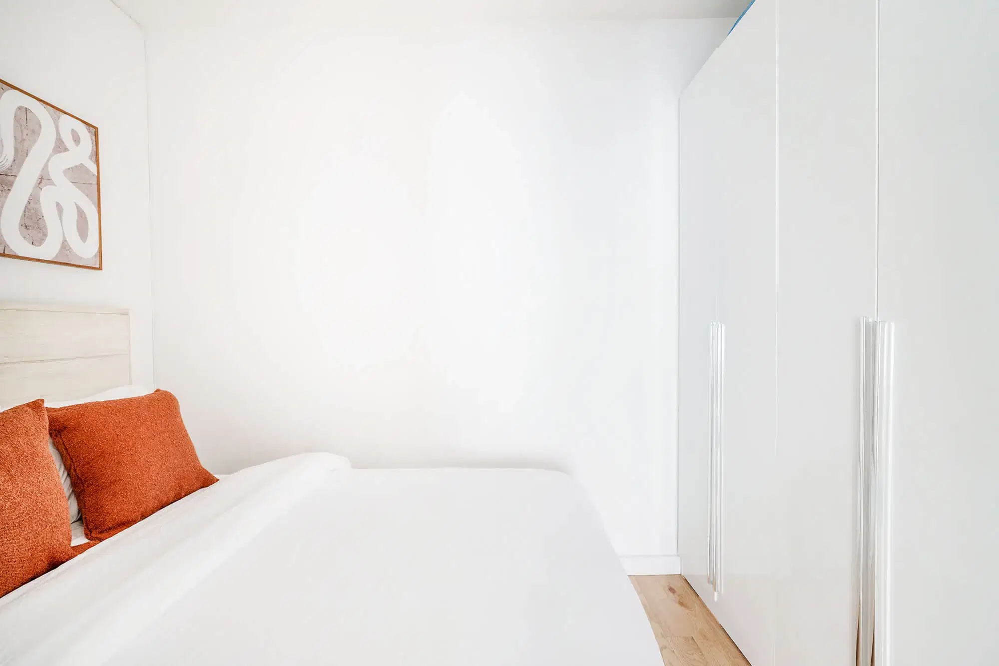 Urban 69, New York – #69-2C: Room in 1 Bedroom and 1 Bathroom