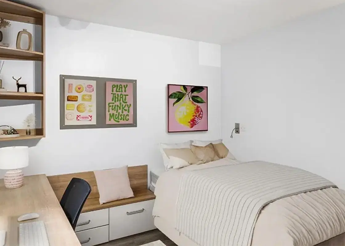 LST Highbury Residence, London – Gold Ensuite Standard View Mid Level