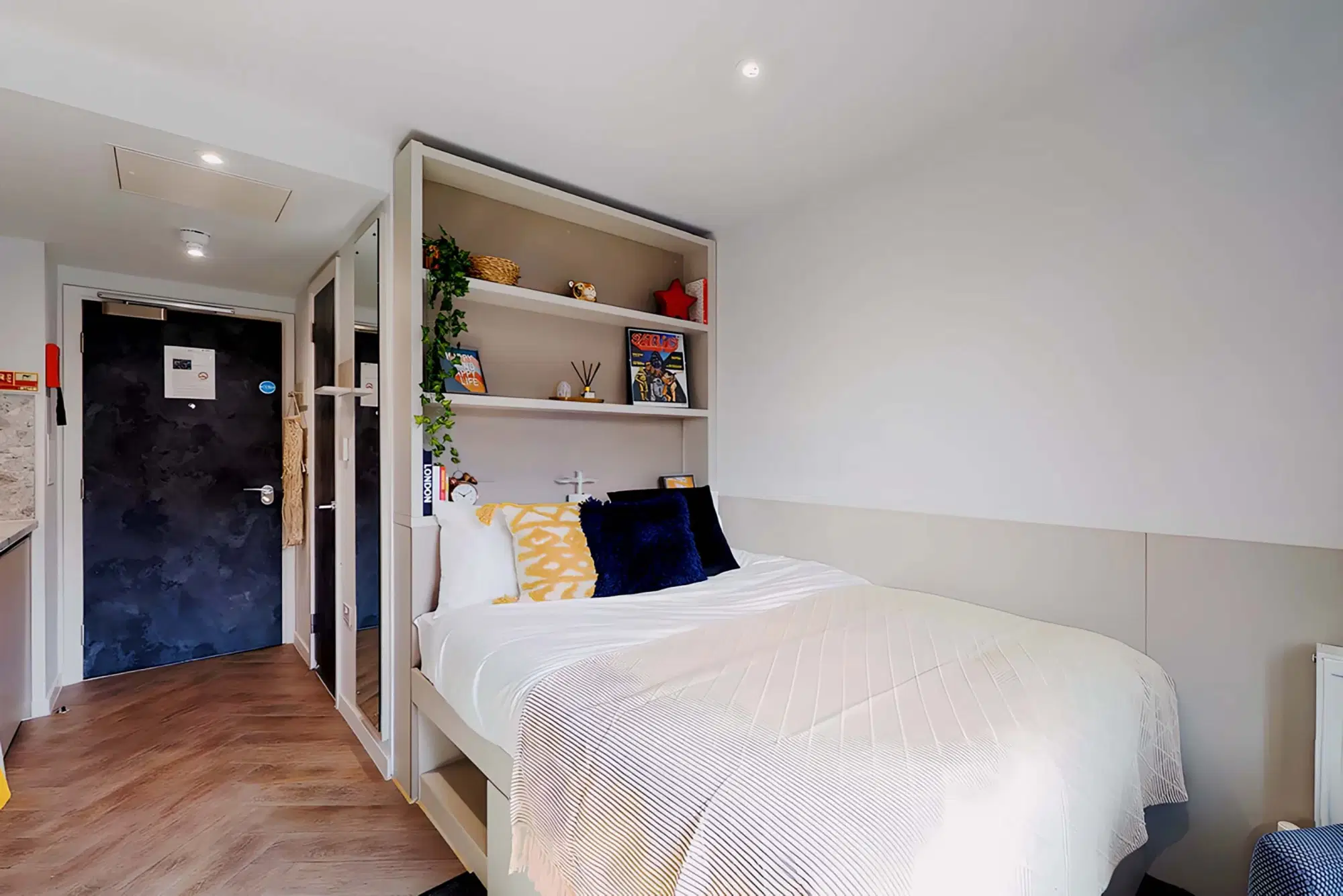 LST Westminster Residence, London – Silver Studio Standard View Lower Level