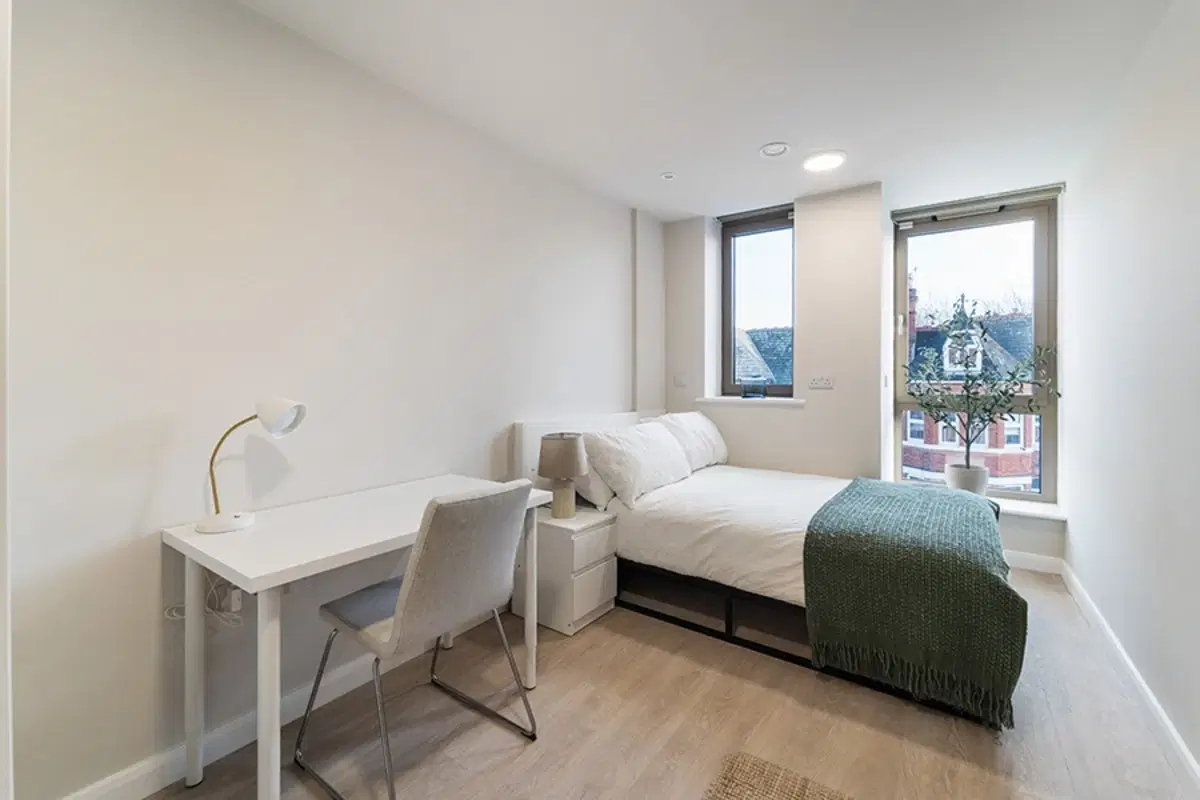 Southgate, Birmingham – Classic En-suite