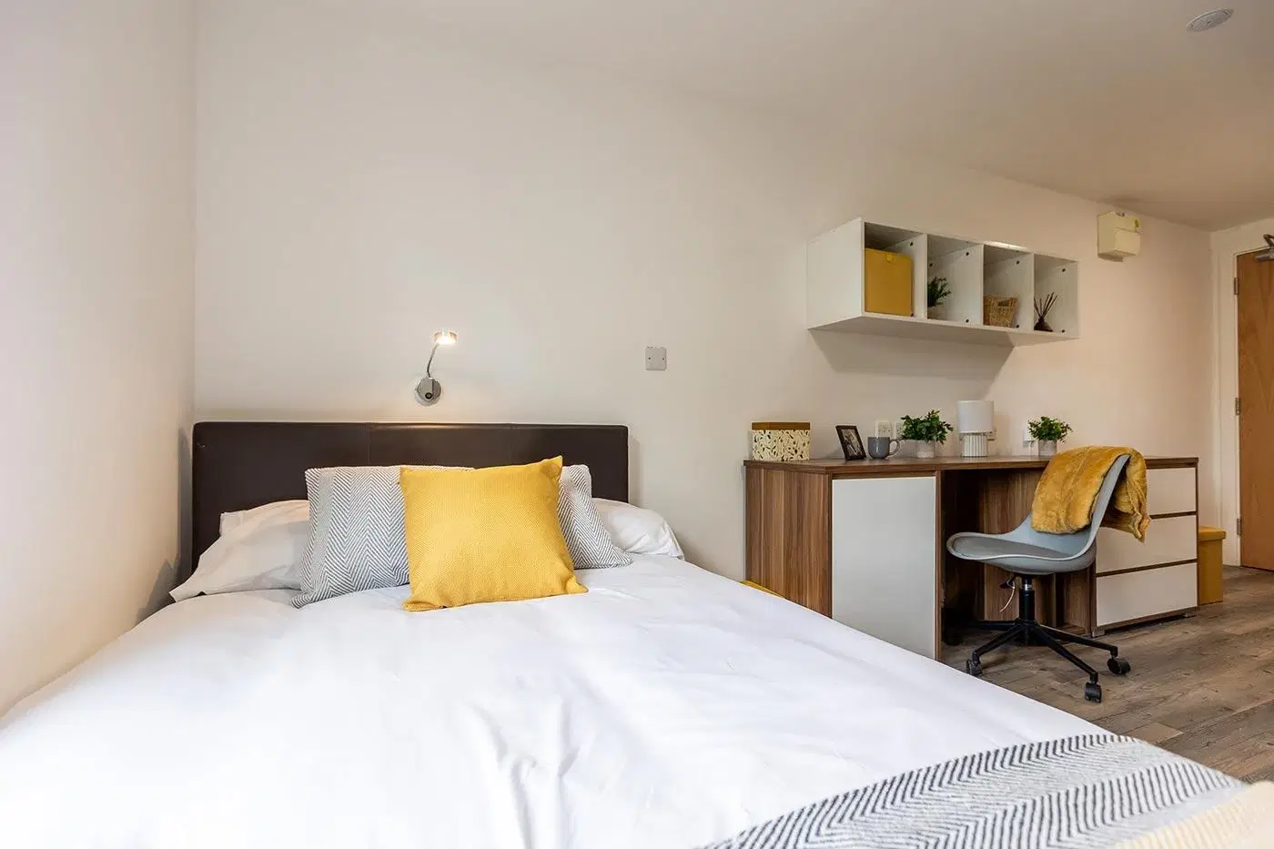 Asquith House, Leeds – Premium Studio