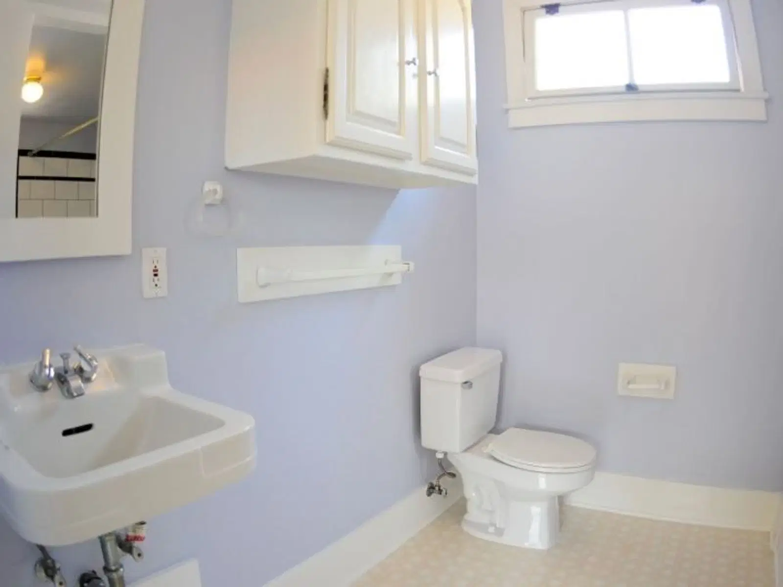 1021 W 24th St, Los Angeles – Bathroom