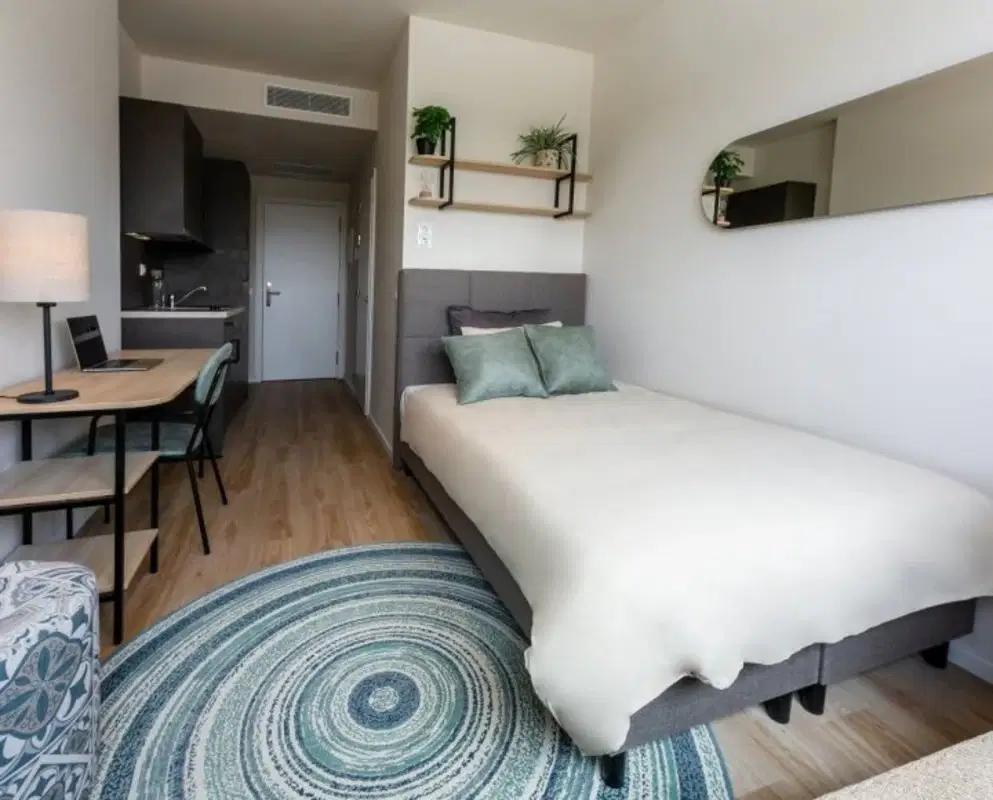 Student Experience Granada, Granada – Prestige Studio