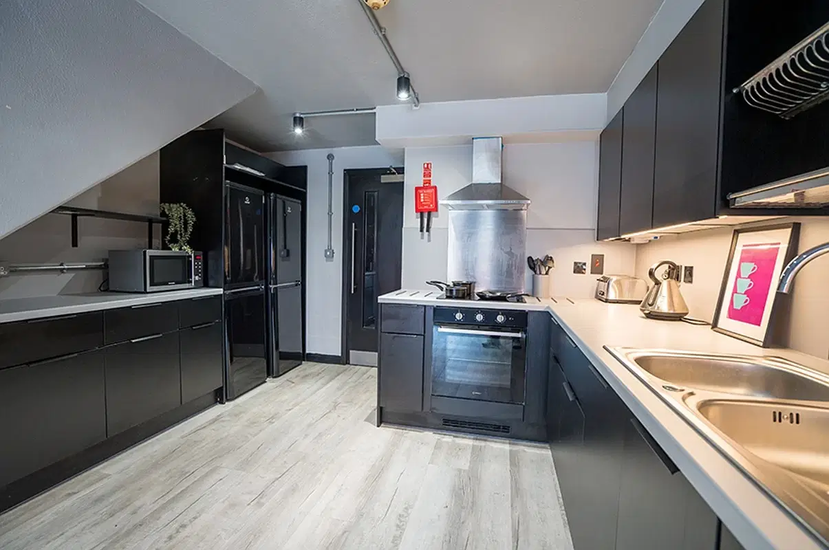 Hampden, Nottingham Trent University, Nottingham – Kitchen
