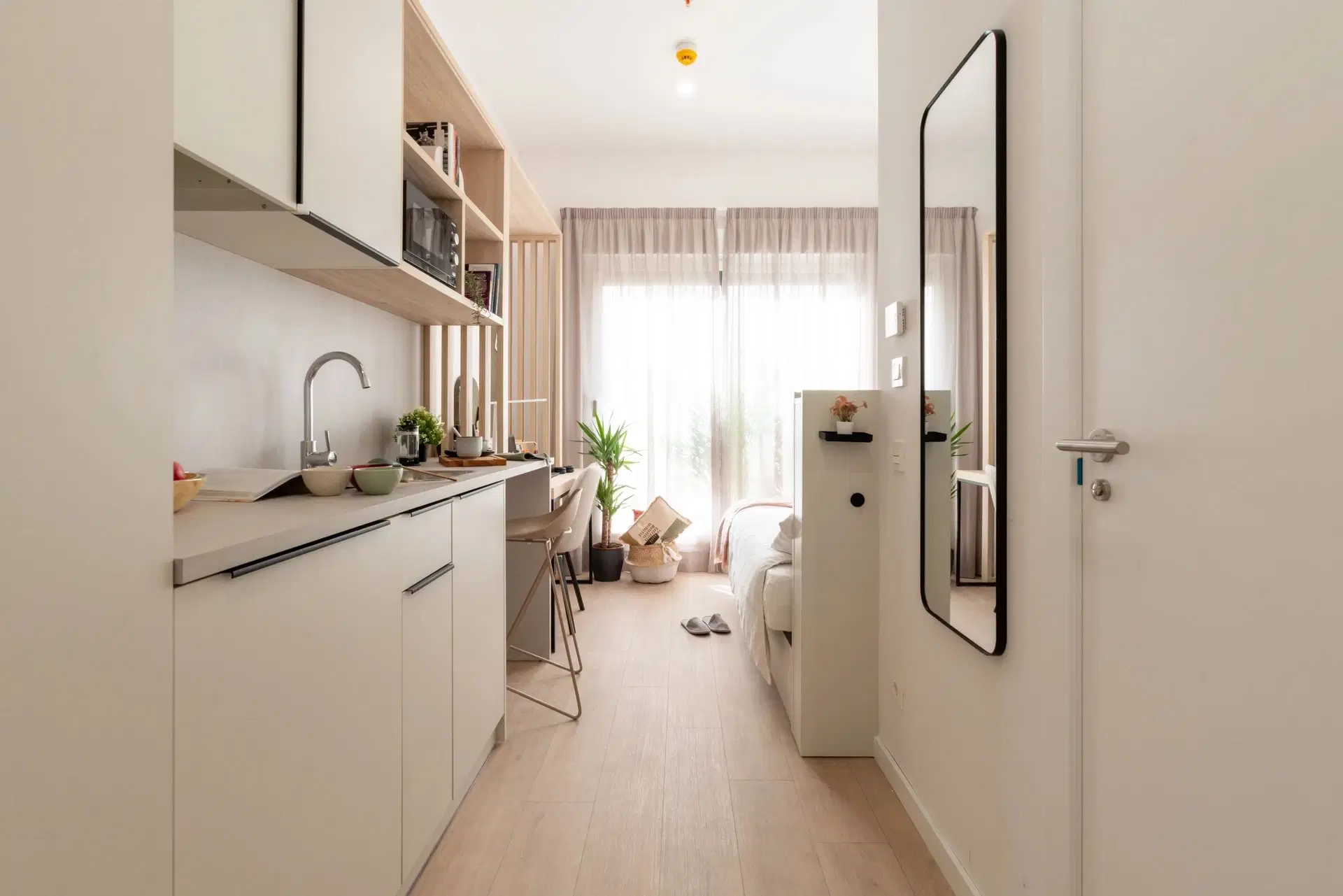 Canvas Student Sevilla Lago, Sevilla – Gold Ensuite With Terrace