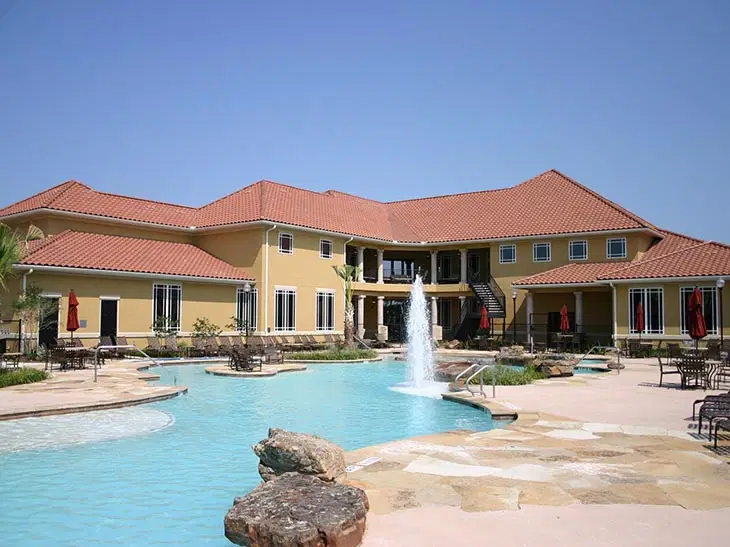 Callaway Villas, College Station – Exterior