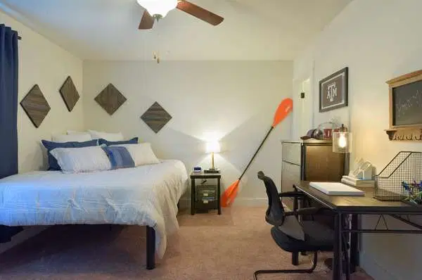 Redpoint, College Station