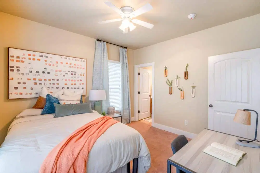 The Collective At Lubbock, Lubbock – Private Room - Cottage (3 Bed - 3 Bath)