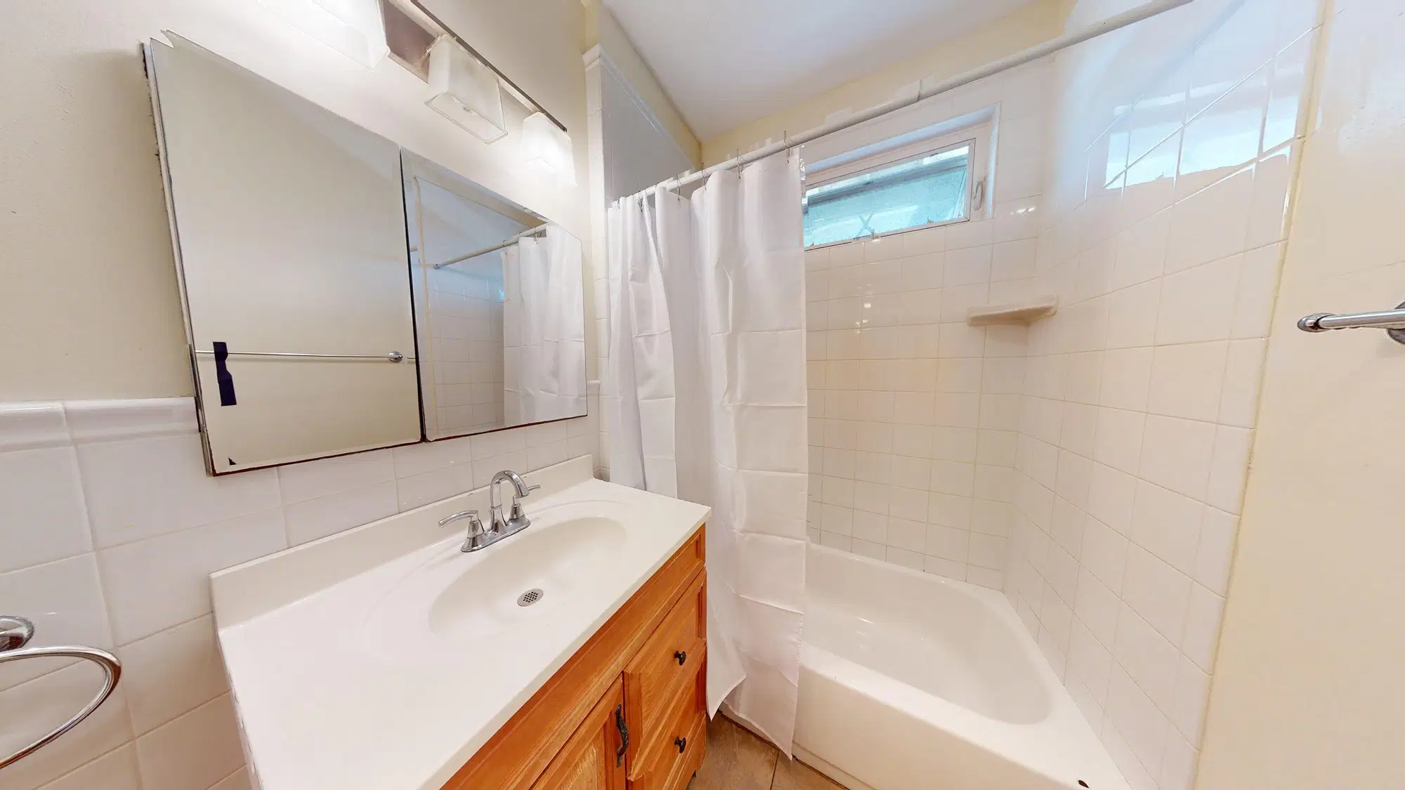June Homes 02139, Boston – Bathroom