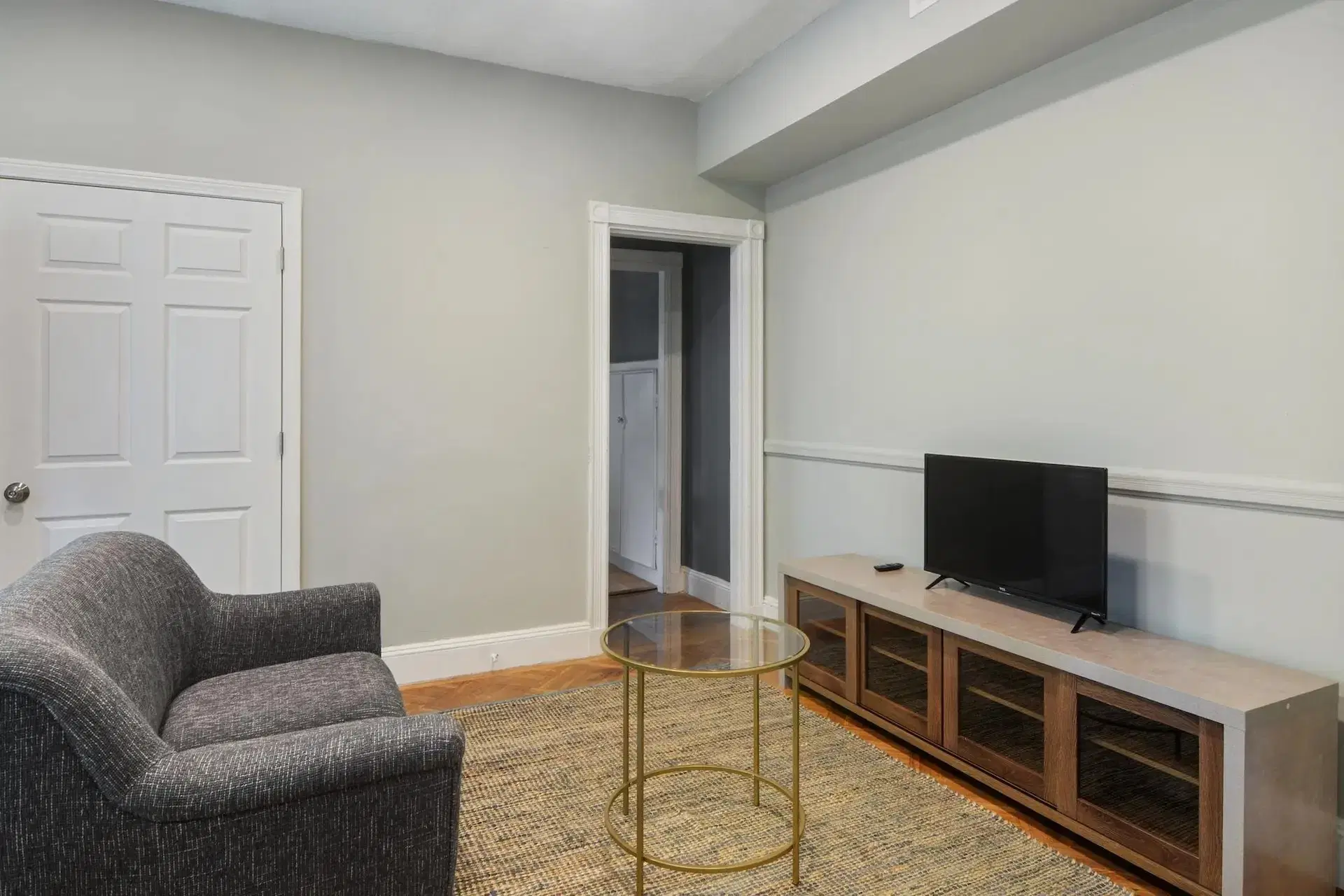 June Homes 02139, Boston – #443A: Harvard Square (Cambridge)