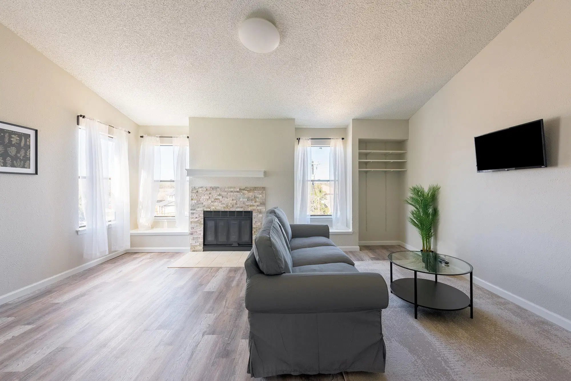 June Homes 78745, Austin – Common Area