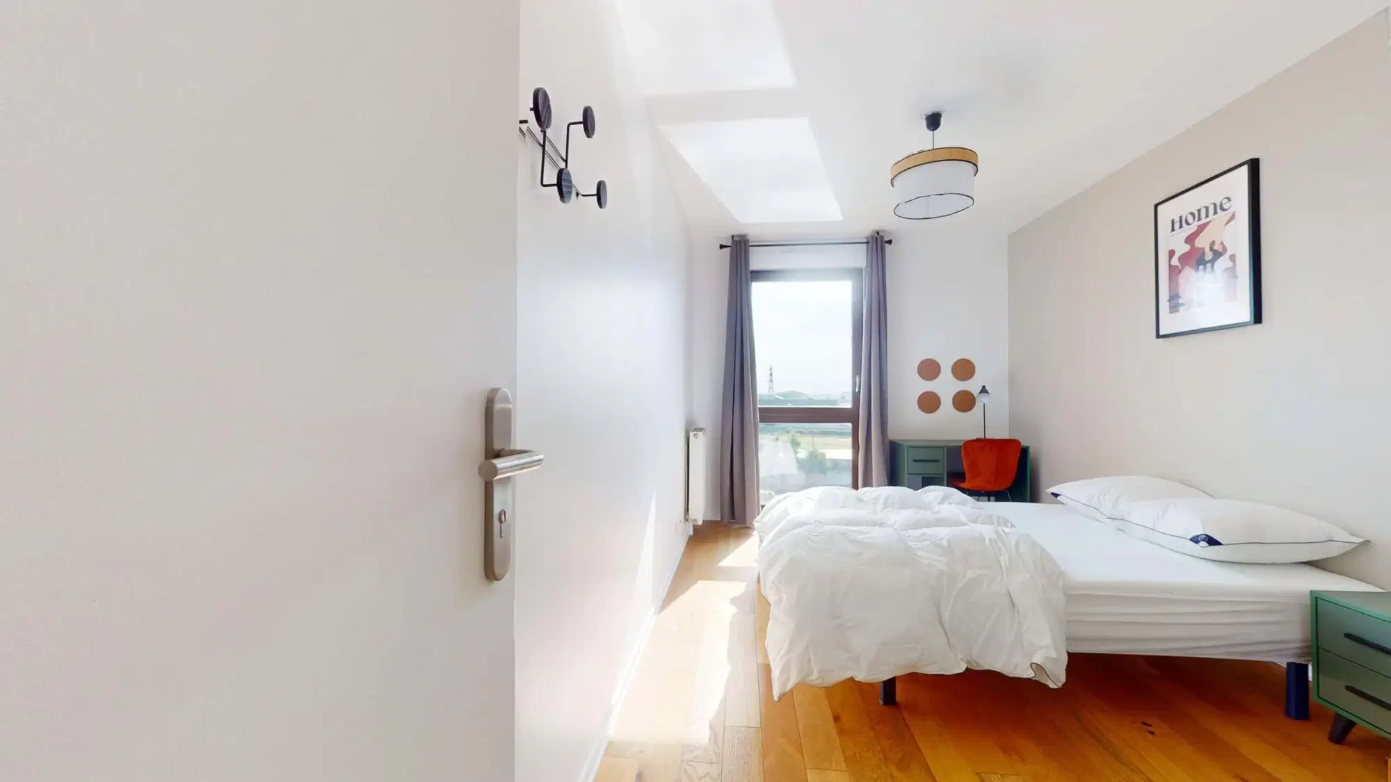 Rue Denfert Rochereau, Paris – Room 3