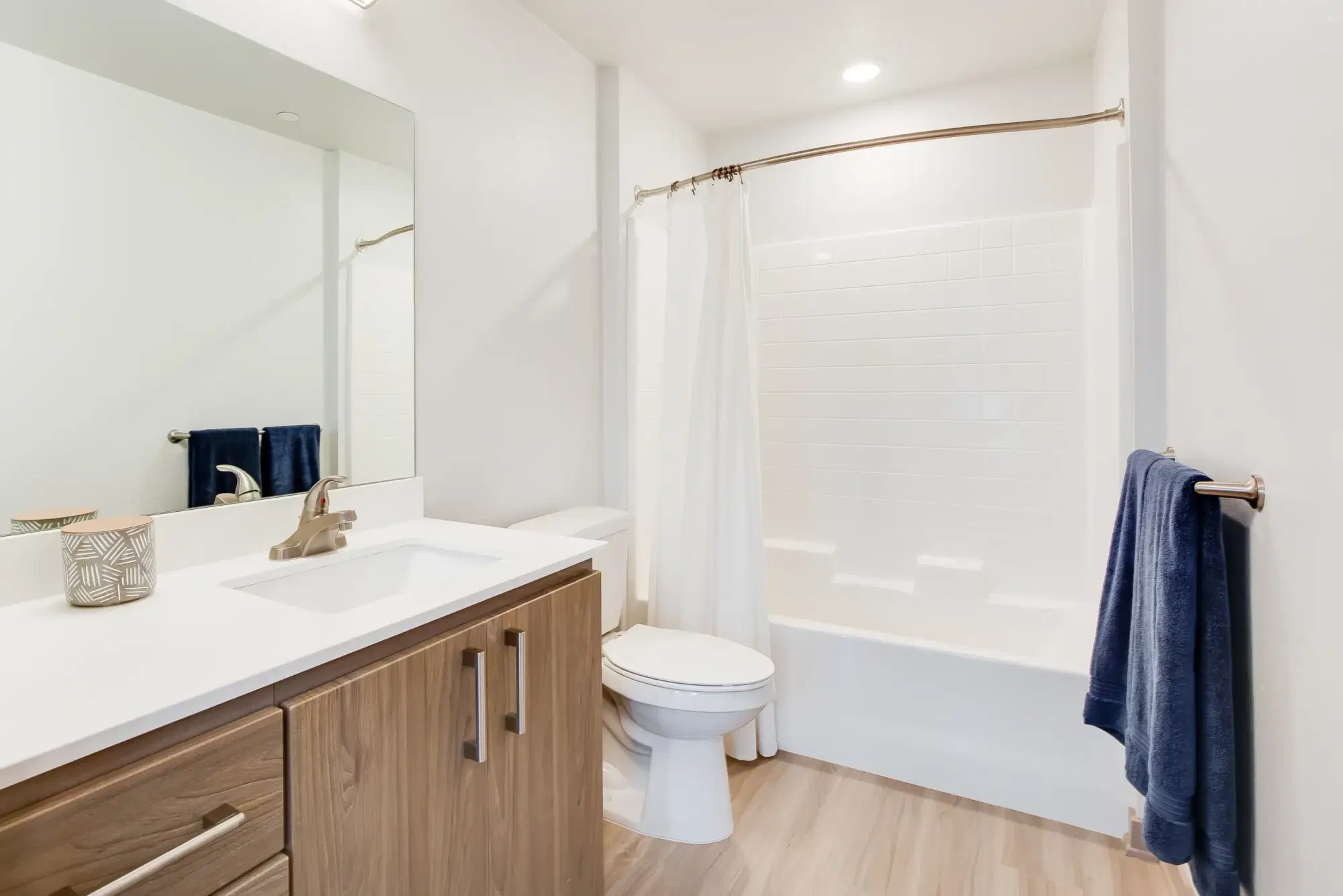 The Crossings, Sacramento – Bathroom