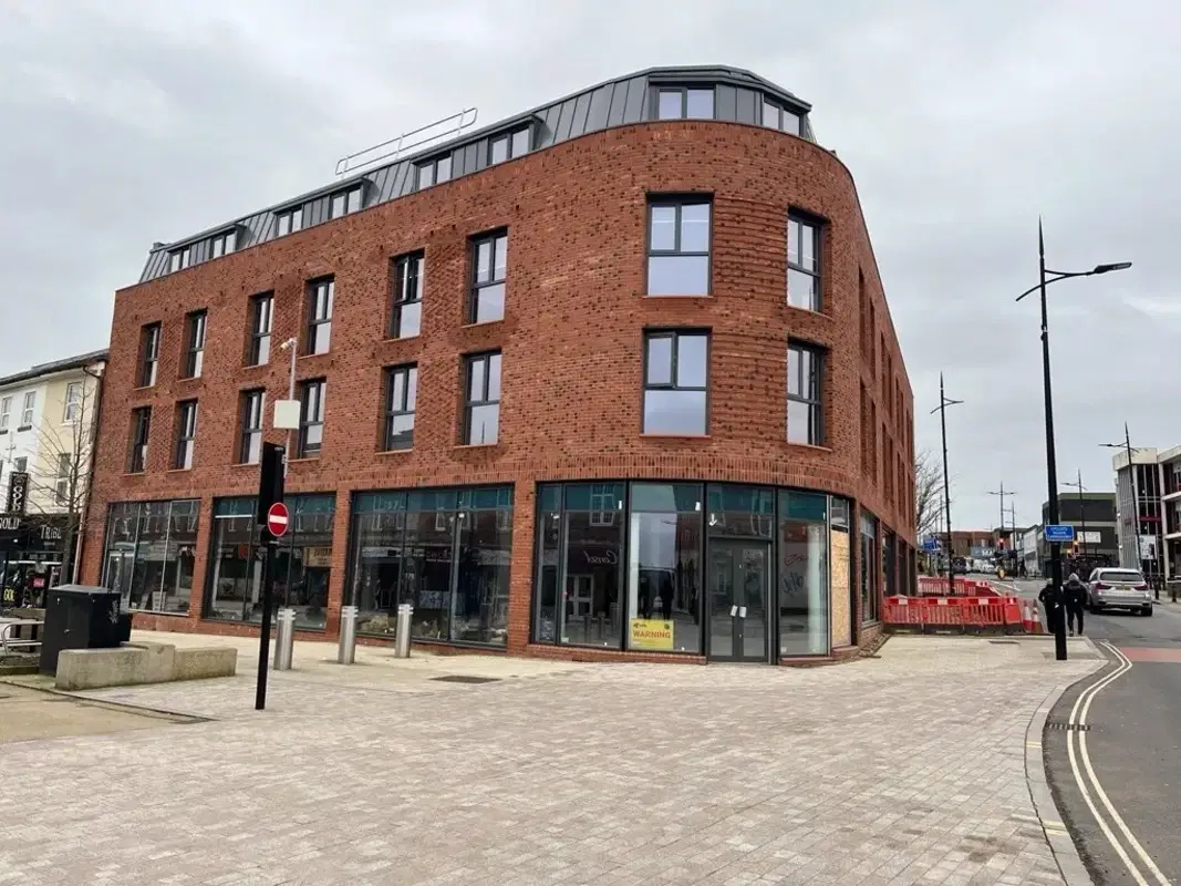 Cleveland Apartments, Wolverhampton – Exterior