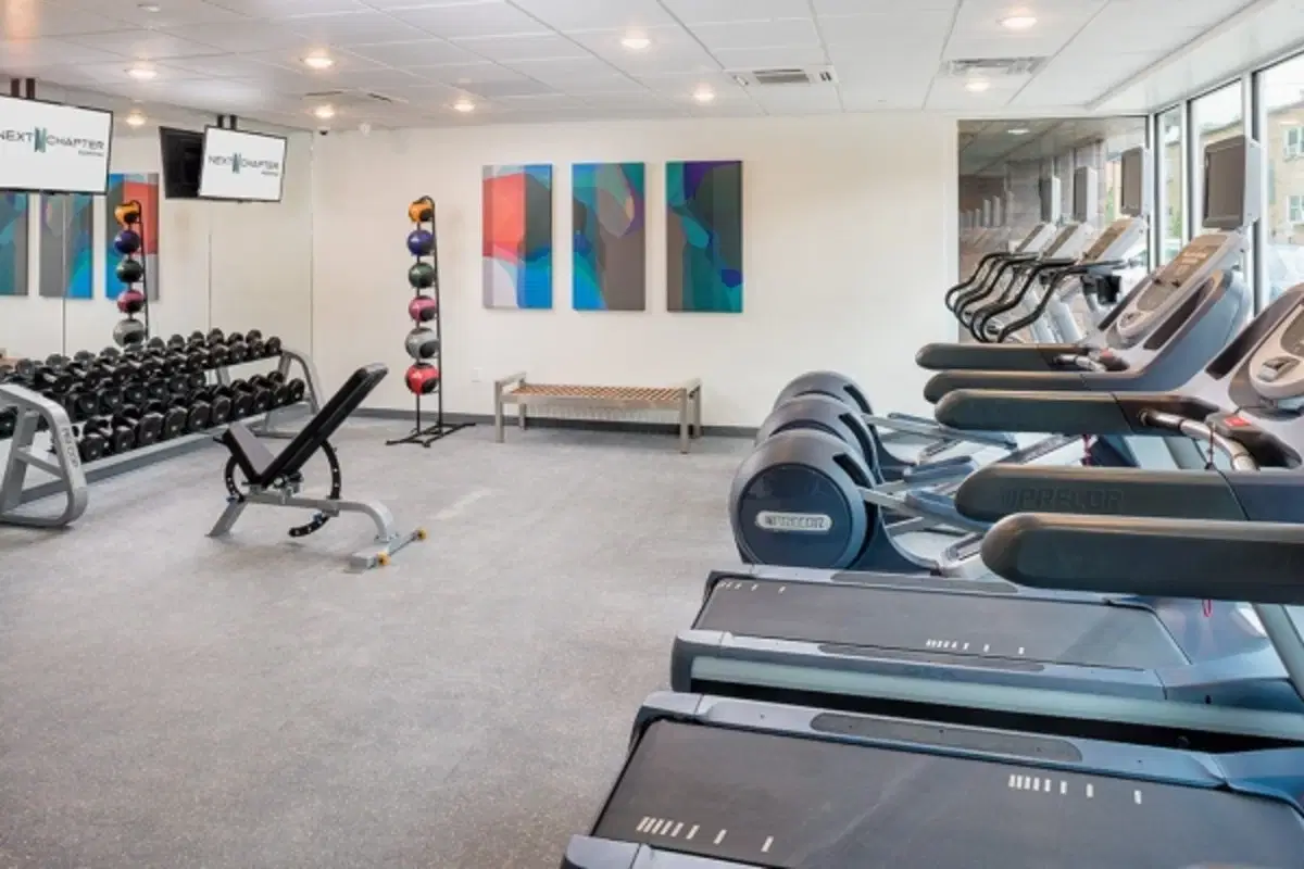 901 W. Western Ave, Urbana – Amenities