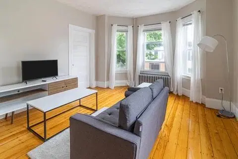 June Homes 02119, Boston – Common Area