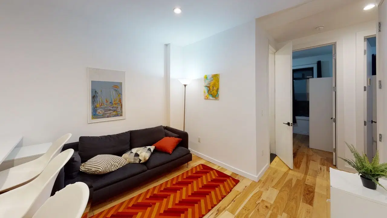 June Homes 11385, New York – Common Area