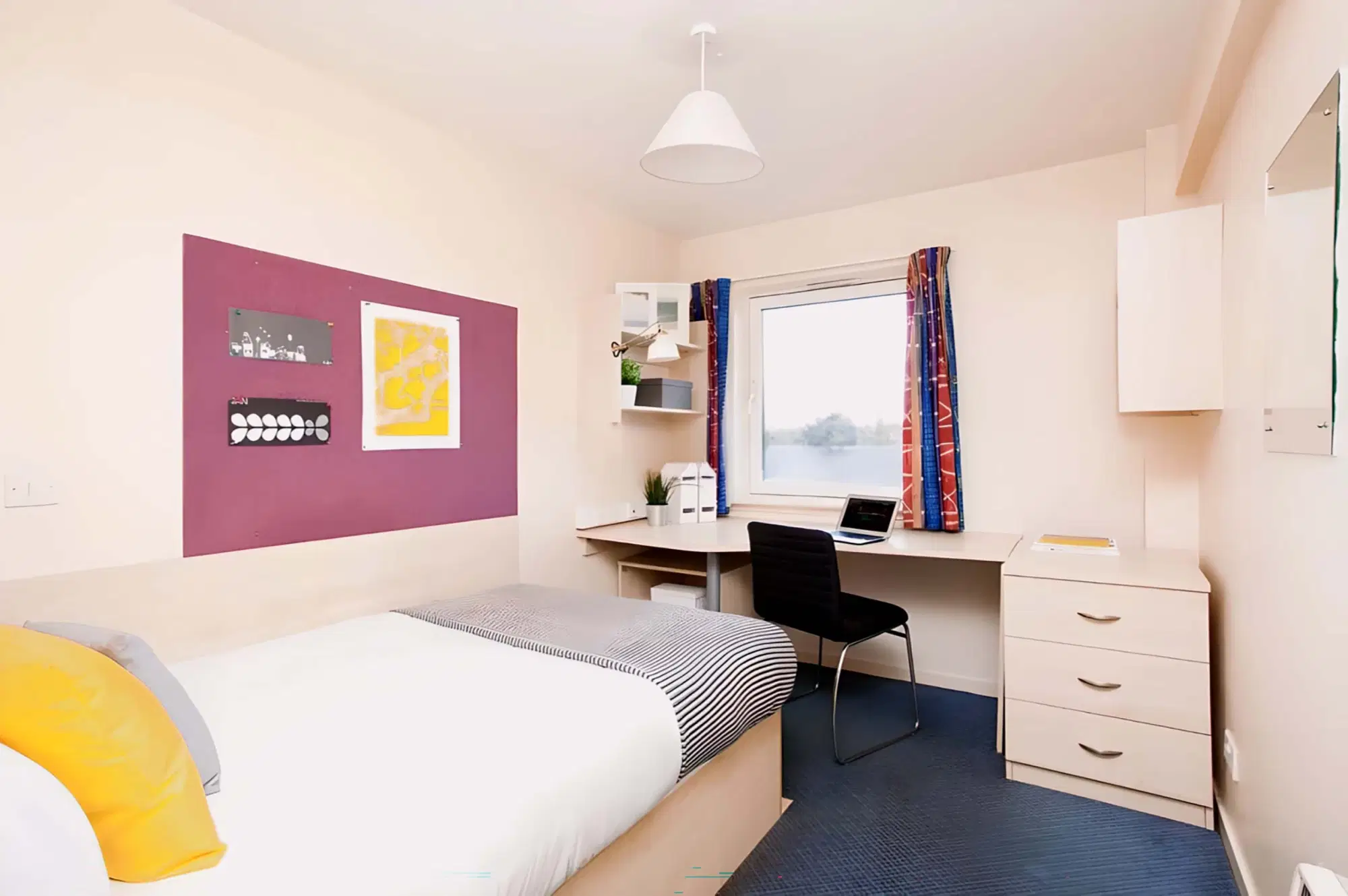 King Street Exchange, Aberdeen – Ensuite – Silver