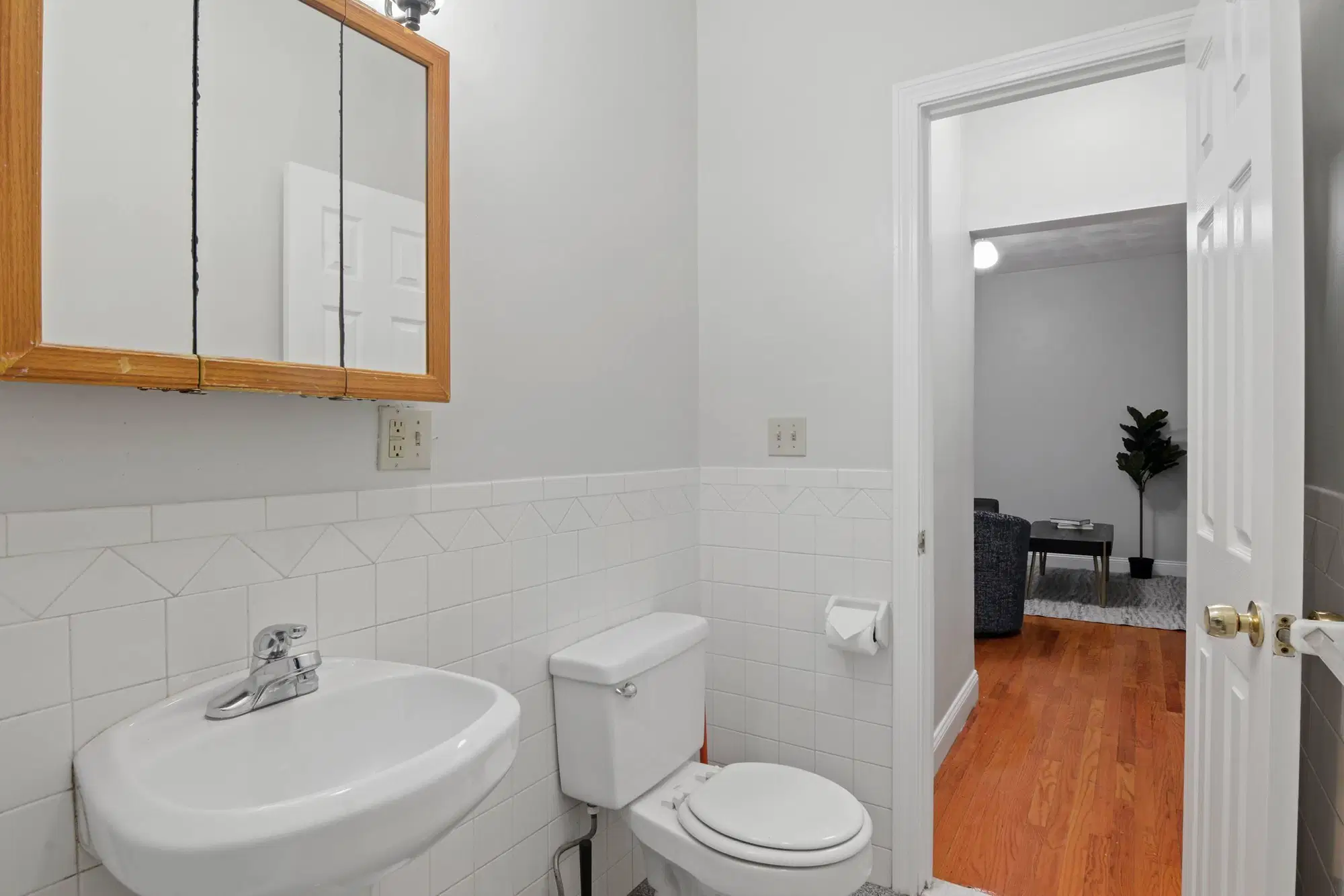 June Homes 02135, Boston – Bathroom