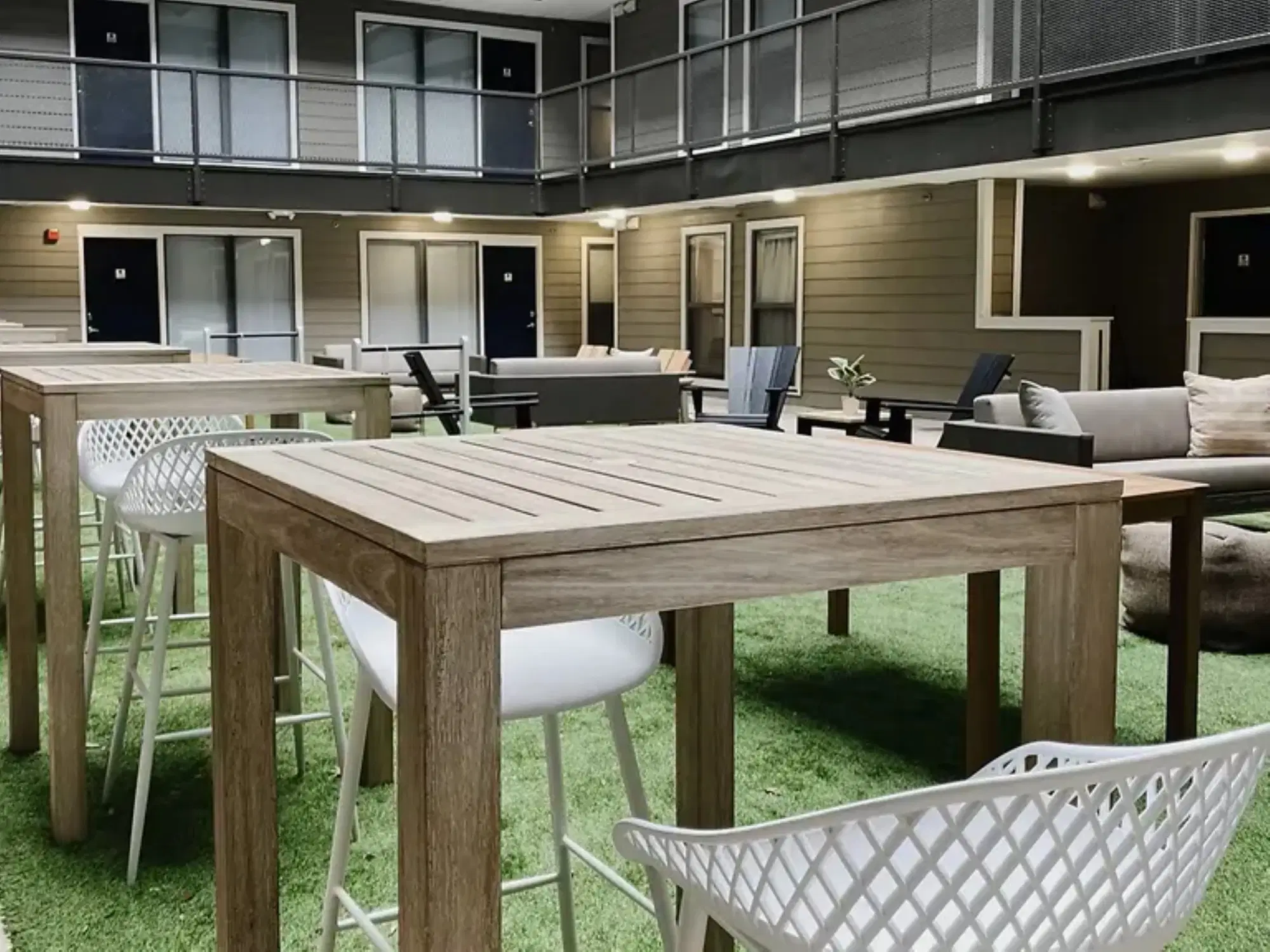 Yugo Champaign South 3rd Lofts, Champaign – Common Area