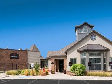 Raiders Walk, Lubbock – Exterior