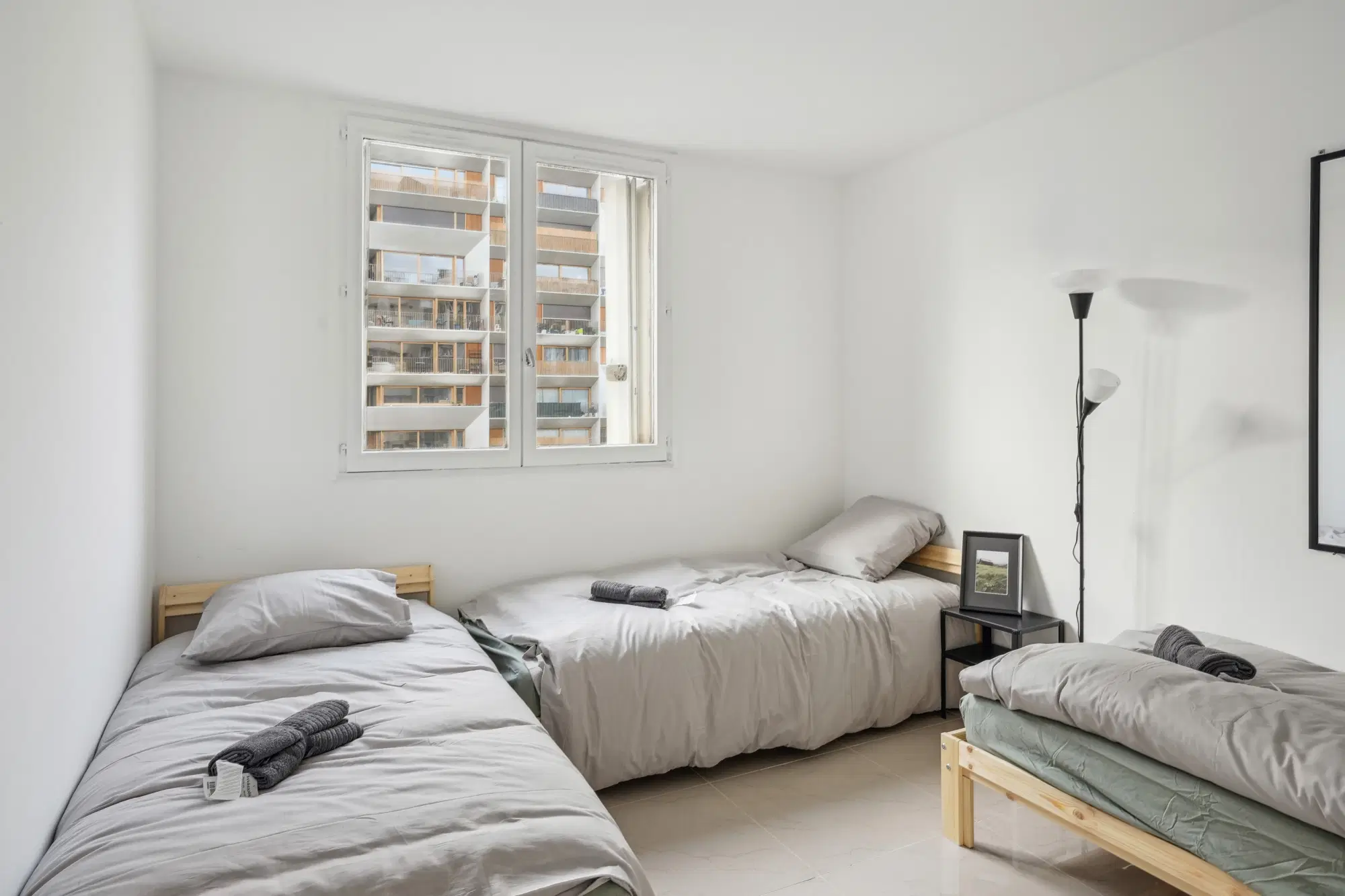 XO 75018, Paris – 2 Bedroom 1 Bathroom (XP-85)
