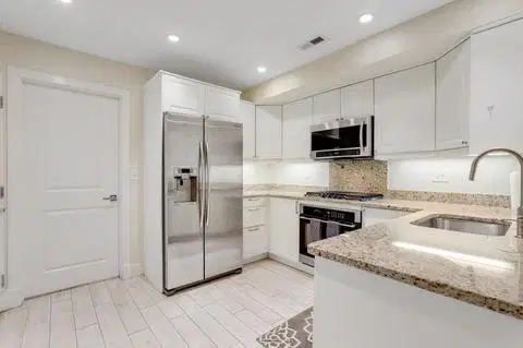 June Homes 20003, Washington DC – Kitchen
