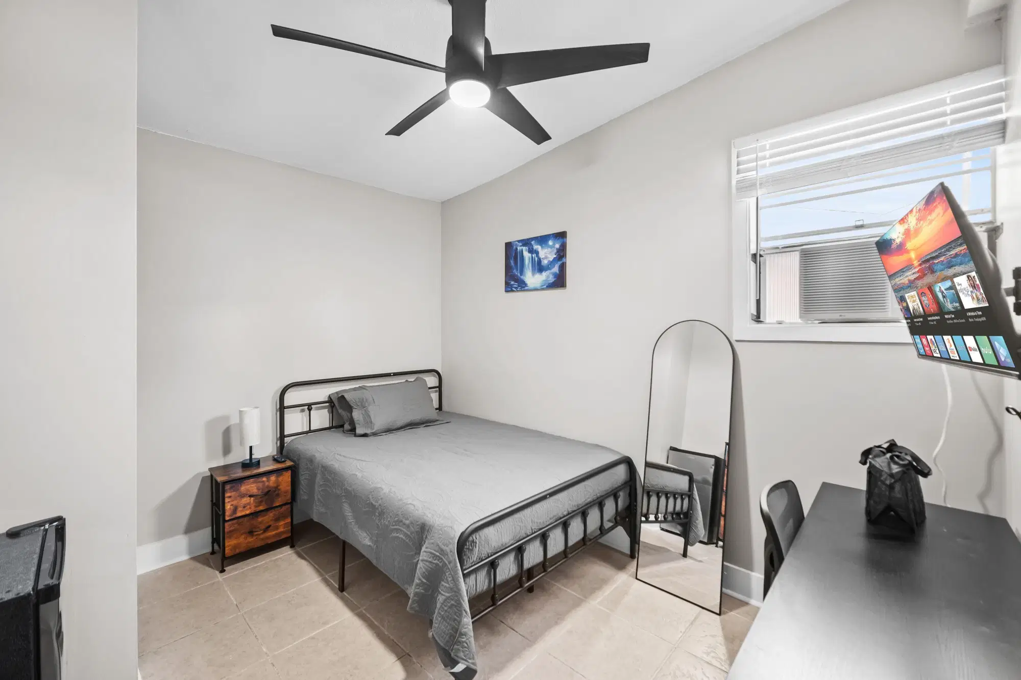 PDP 32208, Jacksonville – #96023: Room in 7 Bed 2 Bath