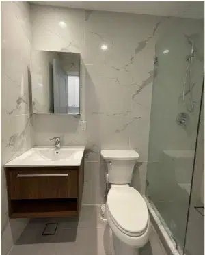 336 East 15th Street, New York – Bathroom