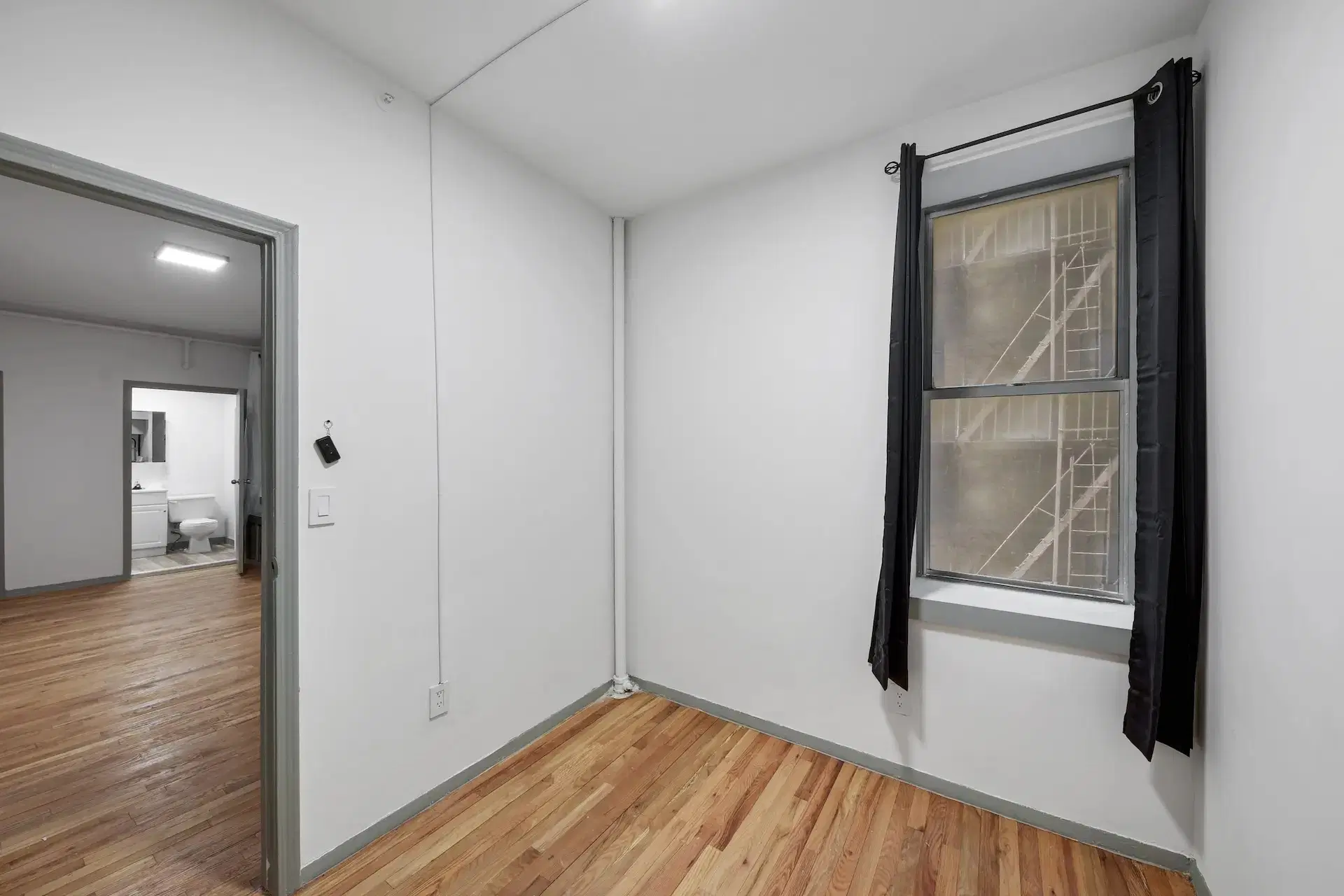 June Homes 10023, New York – #897: Columbus Circle on a flexible lease