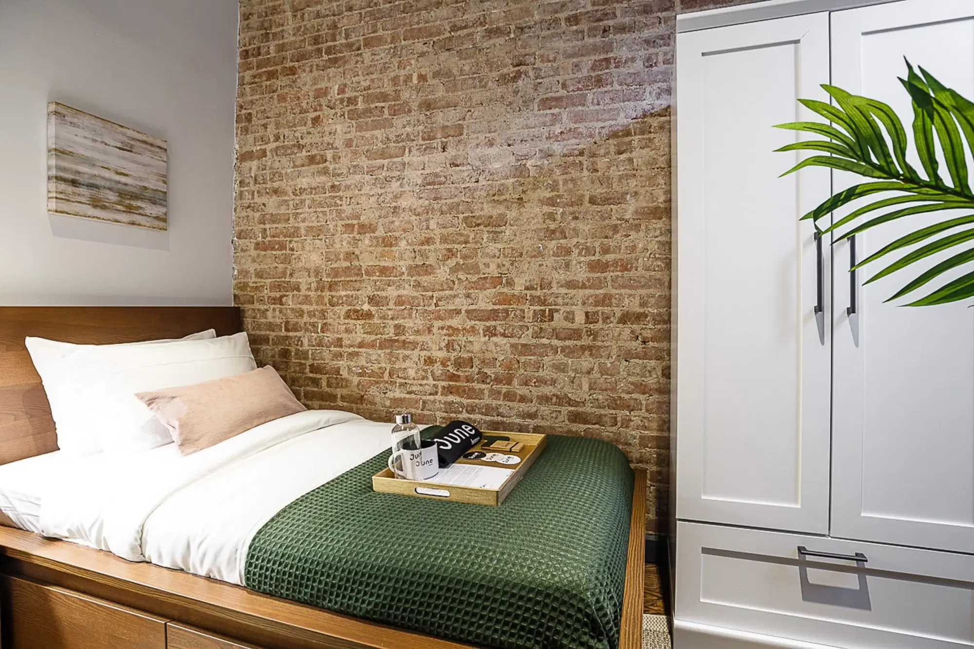 June Homes 10128, New York – #180B: Upper East Side