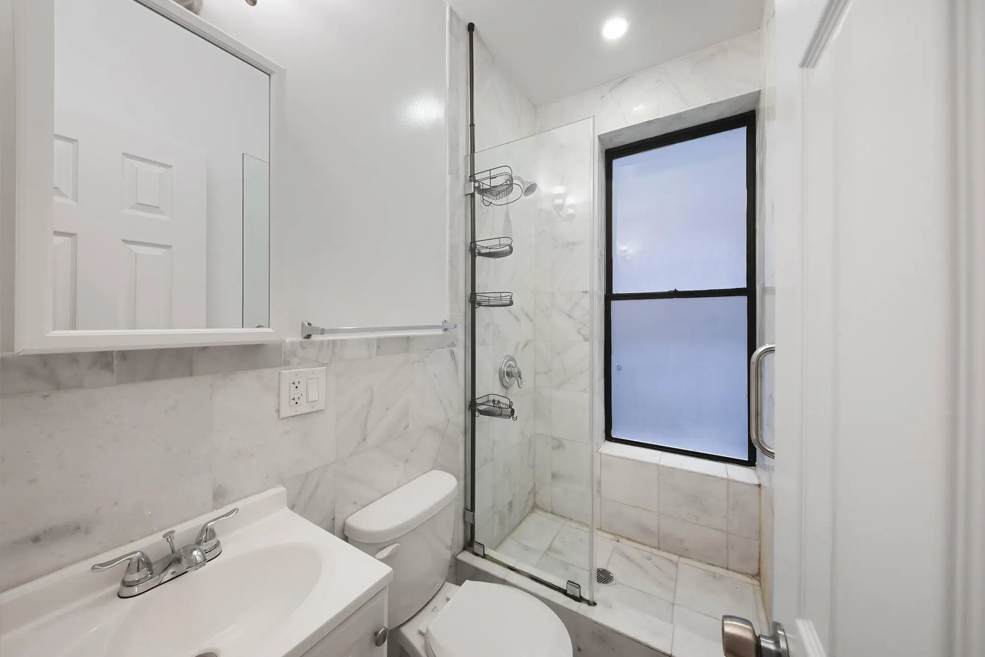 June Homes 10019, New York – Bathroom