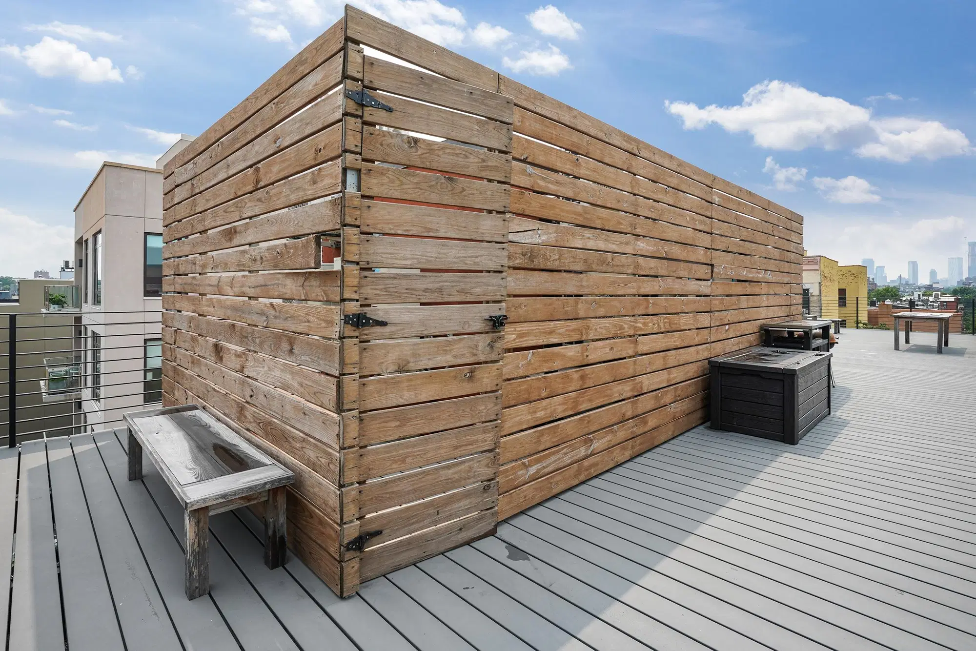 June Homes 11206, New York – Exterior