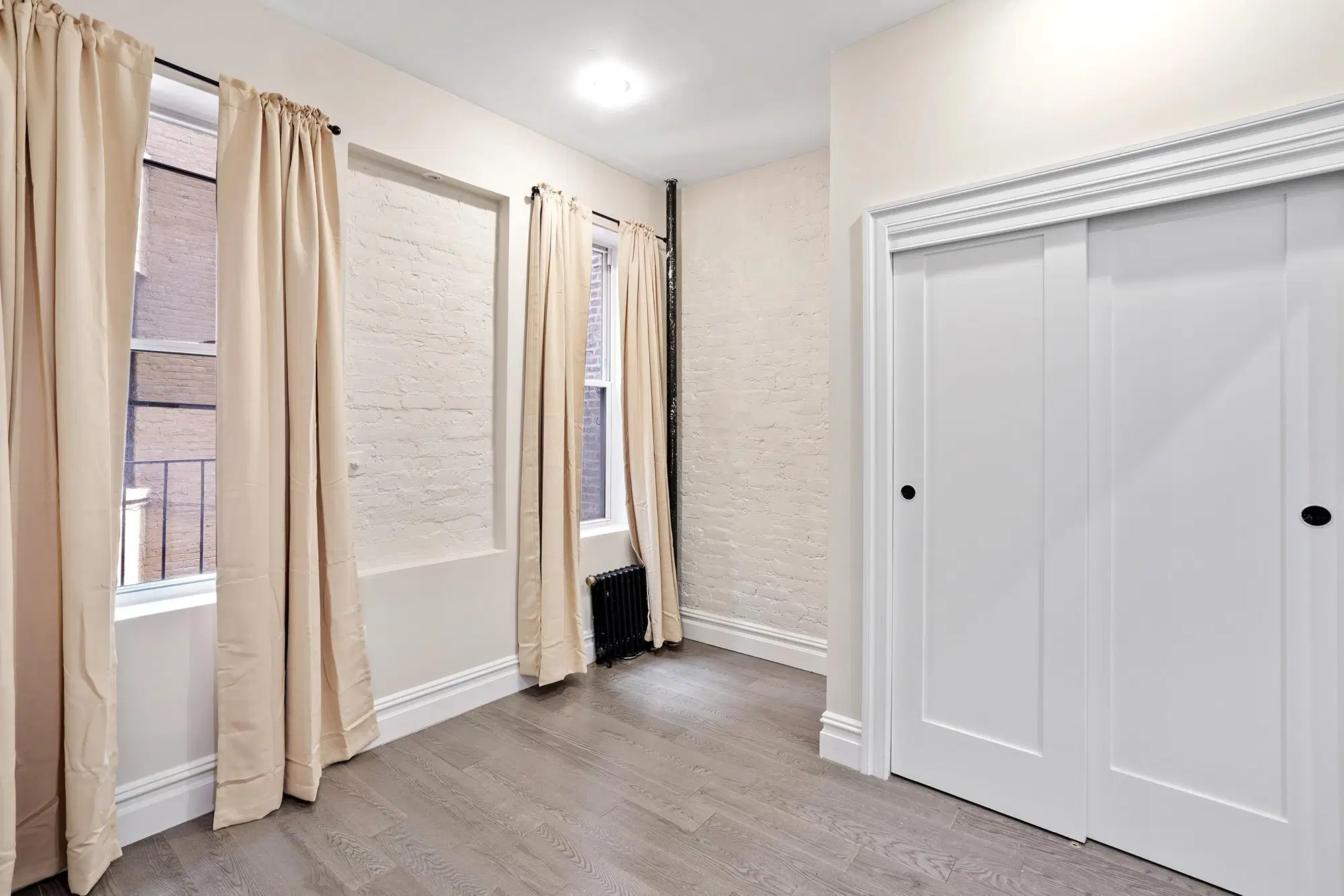June Homes 10019, New York – #720: Columbus Circle on a flexible lease