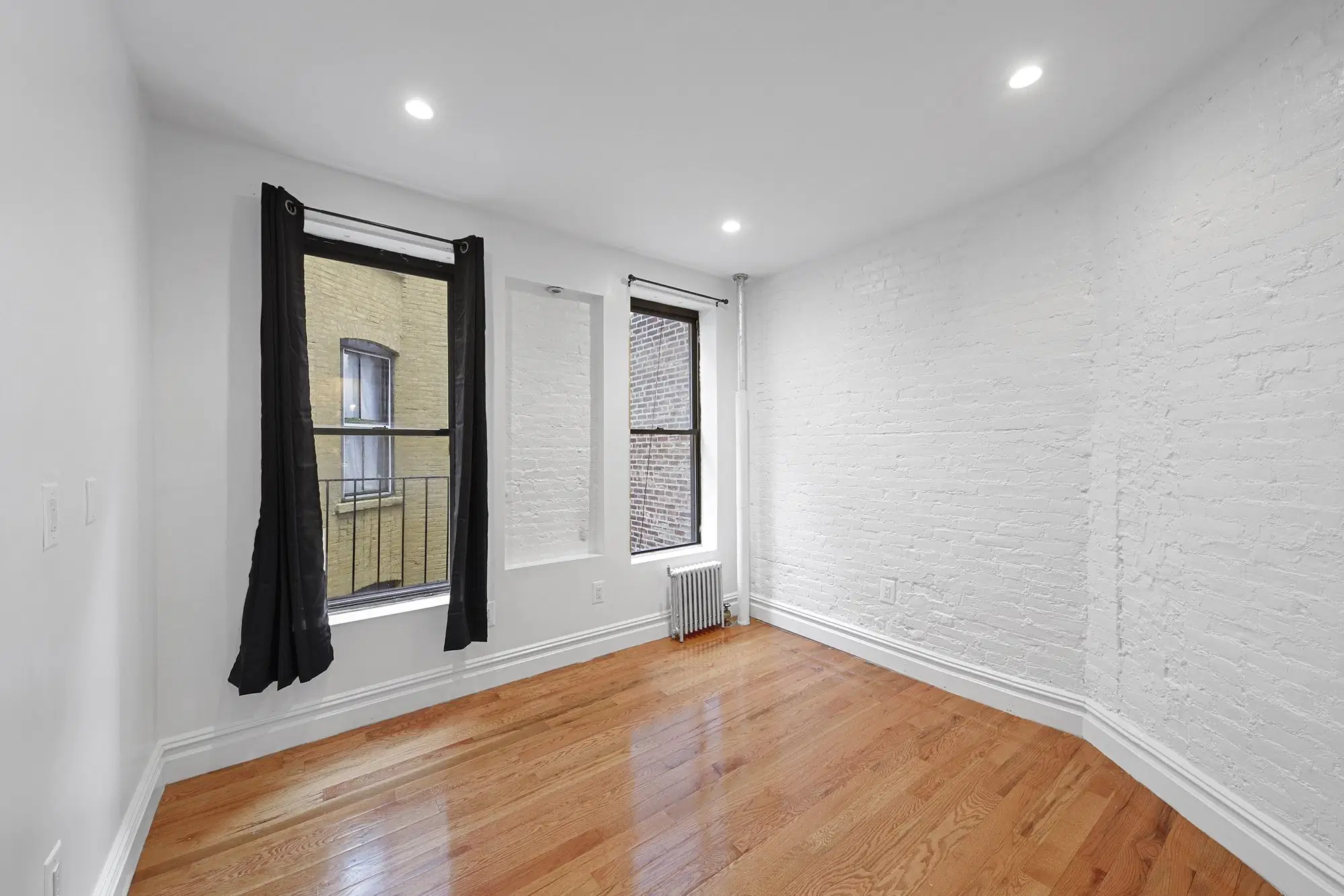 June Homes 10019, New York – #719: Columbus Circle on a flexible lease