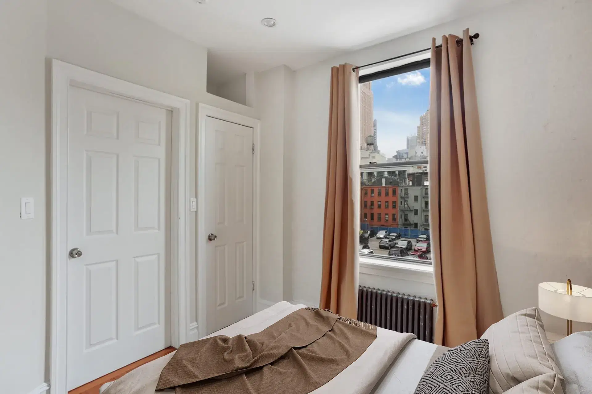 June Homes 10019, New York – #736B: Columbus Circle