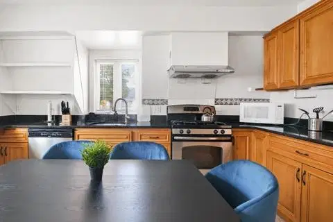 June Homes 02134, Boston – Kitchen