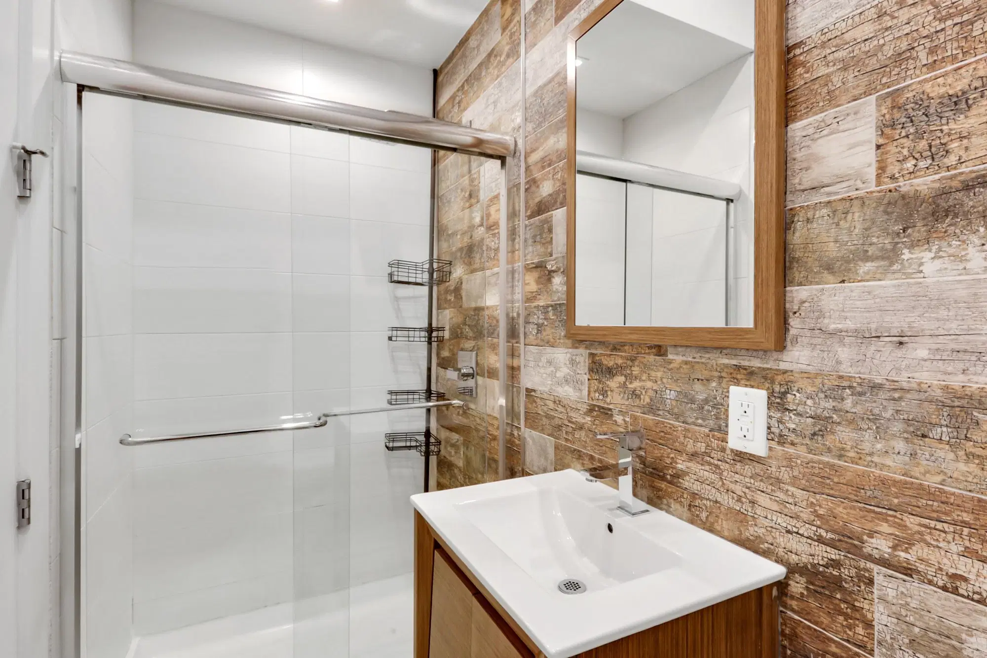 June Homes 11216, New York – Bathroom